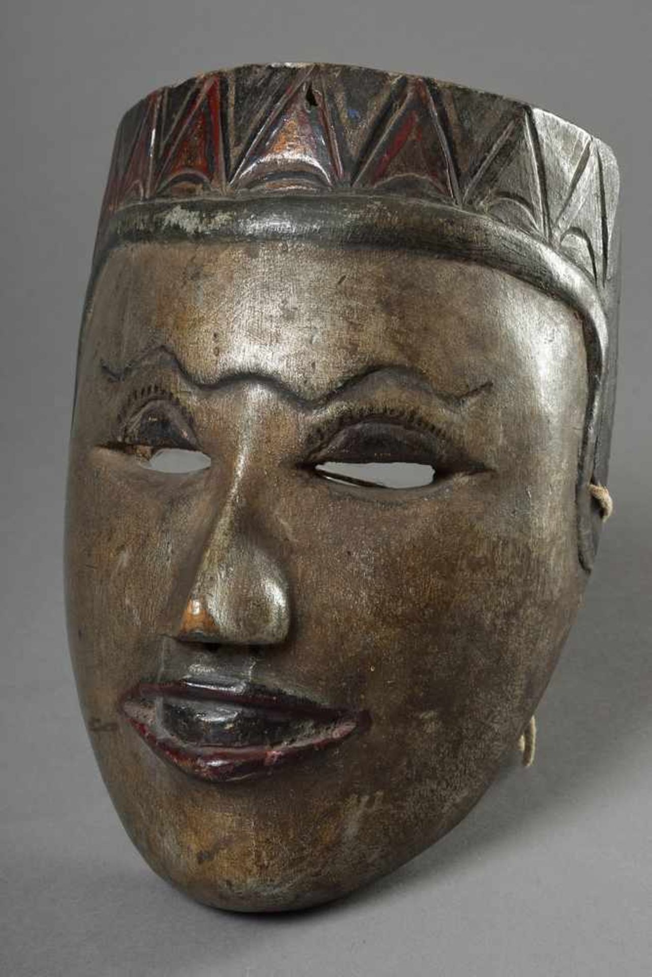 Mahadharata Maske "Pandawa", Holz, farbig gefasst, Java, Indonsien, rustikale Ausführung, 23x17cm,