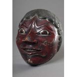 Wayang Topeng Maske aus fürstlichem Besitz, Holz, farbig gefasst, Innenseite zur Hälfte farbig