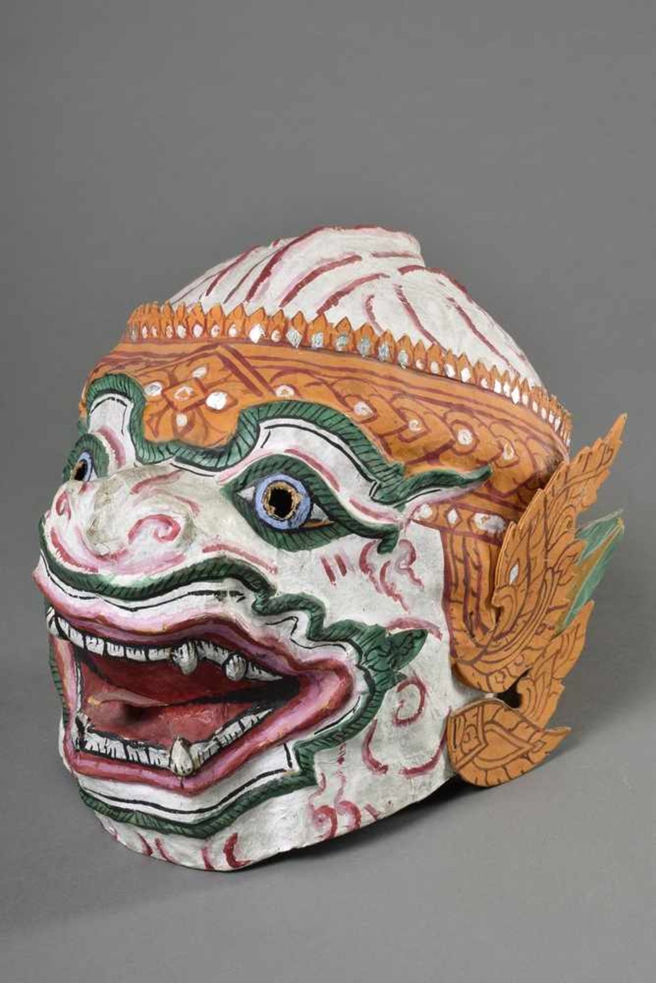 Khon Maske "Hanuman", Papiermaché, farbig staffiert, Thailand, H. 21cm, kl. Defekte, min. rest.,