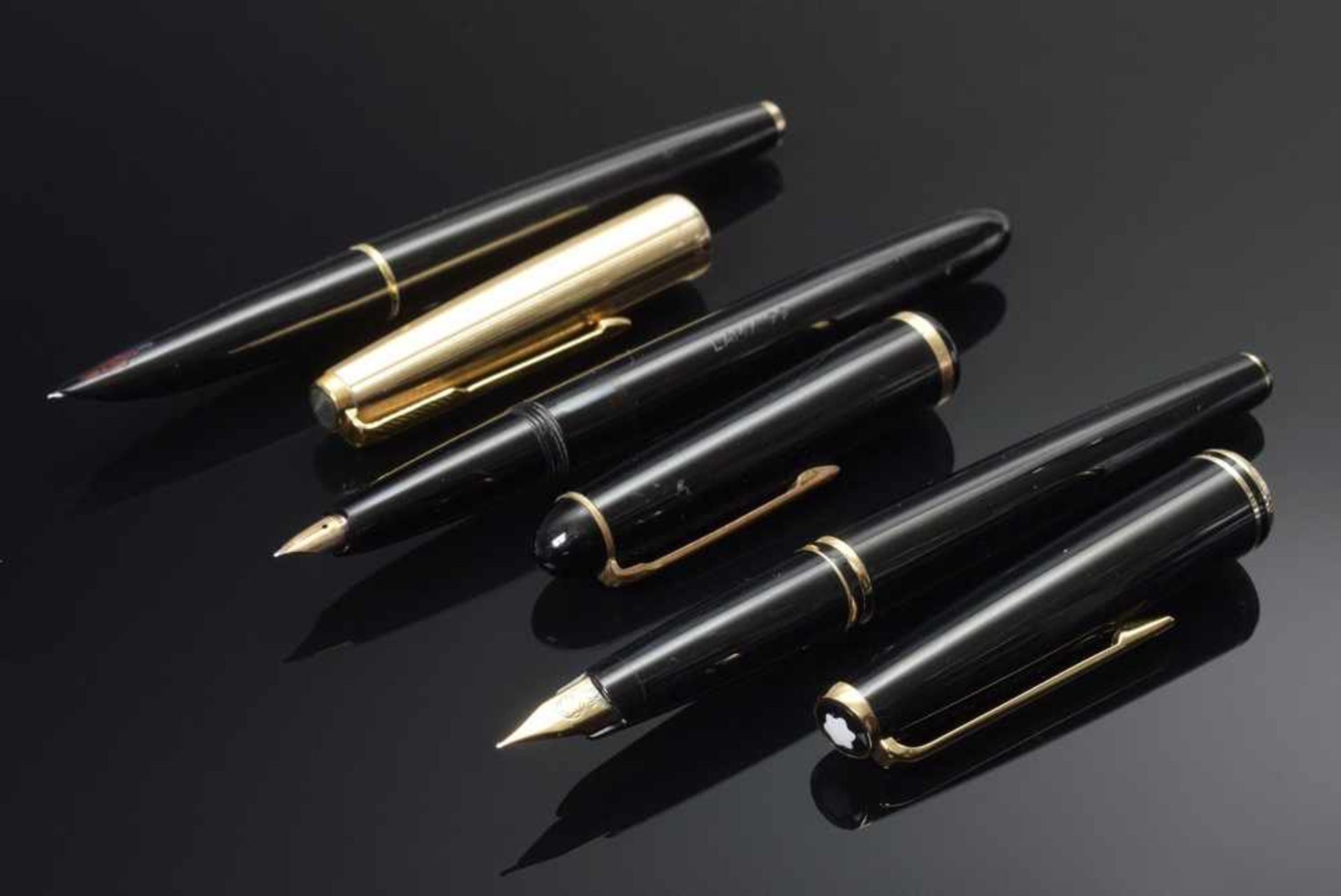 3 Diverse Füllfederhalter: 1 Montblanc Classic, 1 Parker Modellnummer 61 und 1 Lamy 99 (Kappe