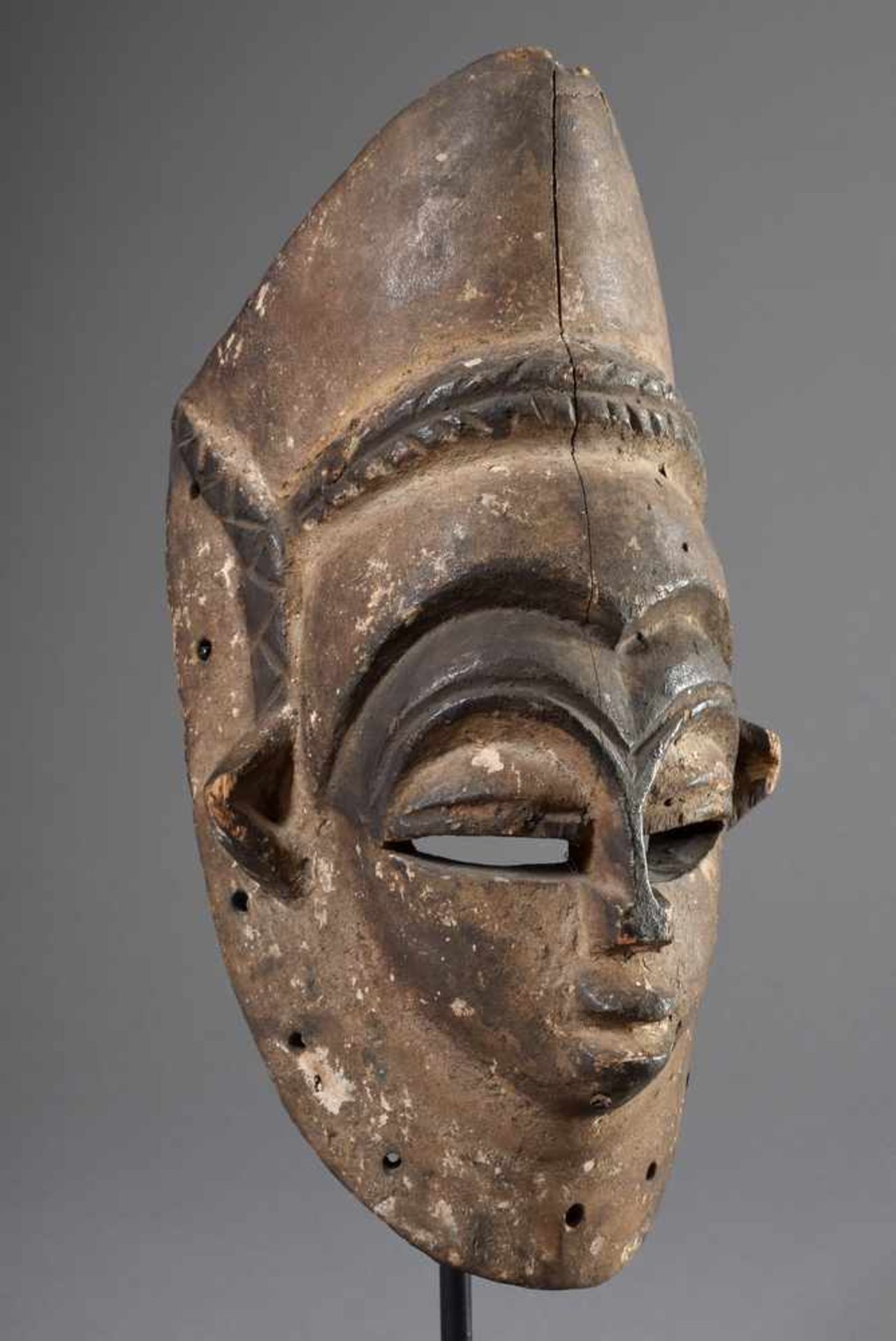 Bini Maske, Nigeria, alte Patina, aus Hbg. Privatsammlung, H. 31cmBini mask, Nigeria, old patina, - Bild 4 aus 4