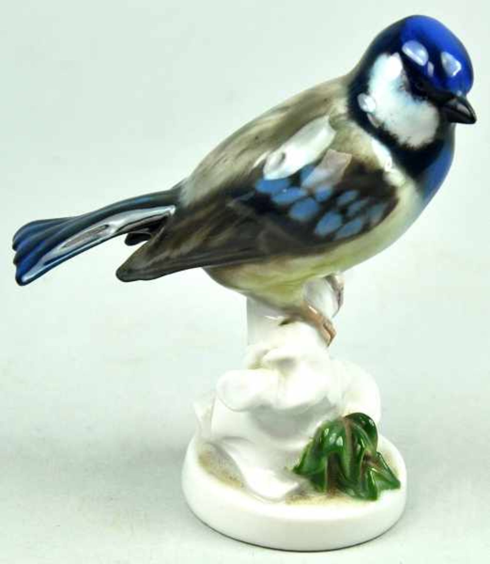 VOGEL-LOT bestehend aus drei Vogelfiguren, eine Blaumeise, Entw. A. Wunderlich, Rosenthal, H 11cm, - Bild 2 aus 7