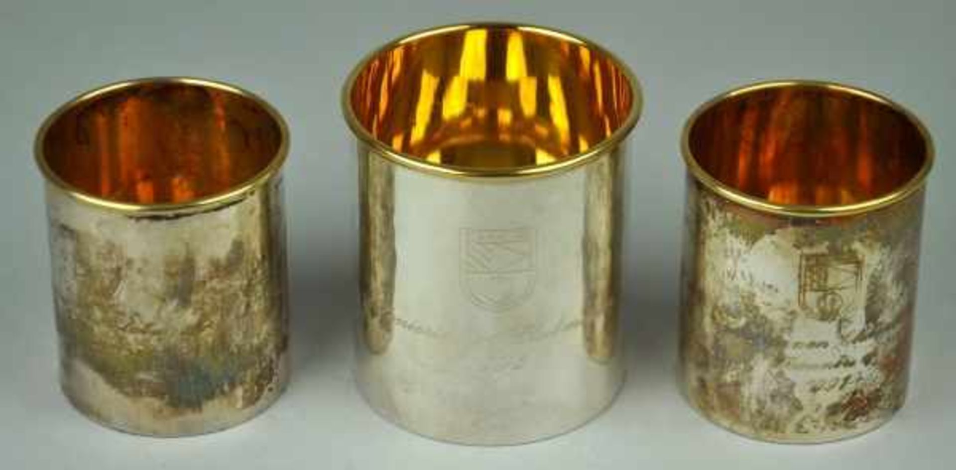 3 SILBERBECHER Golftrophäen, Innenvergoldung, Silber 925, 324gr, H 7cm (größter Becher) - Bild 2 aus 3