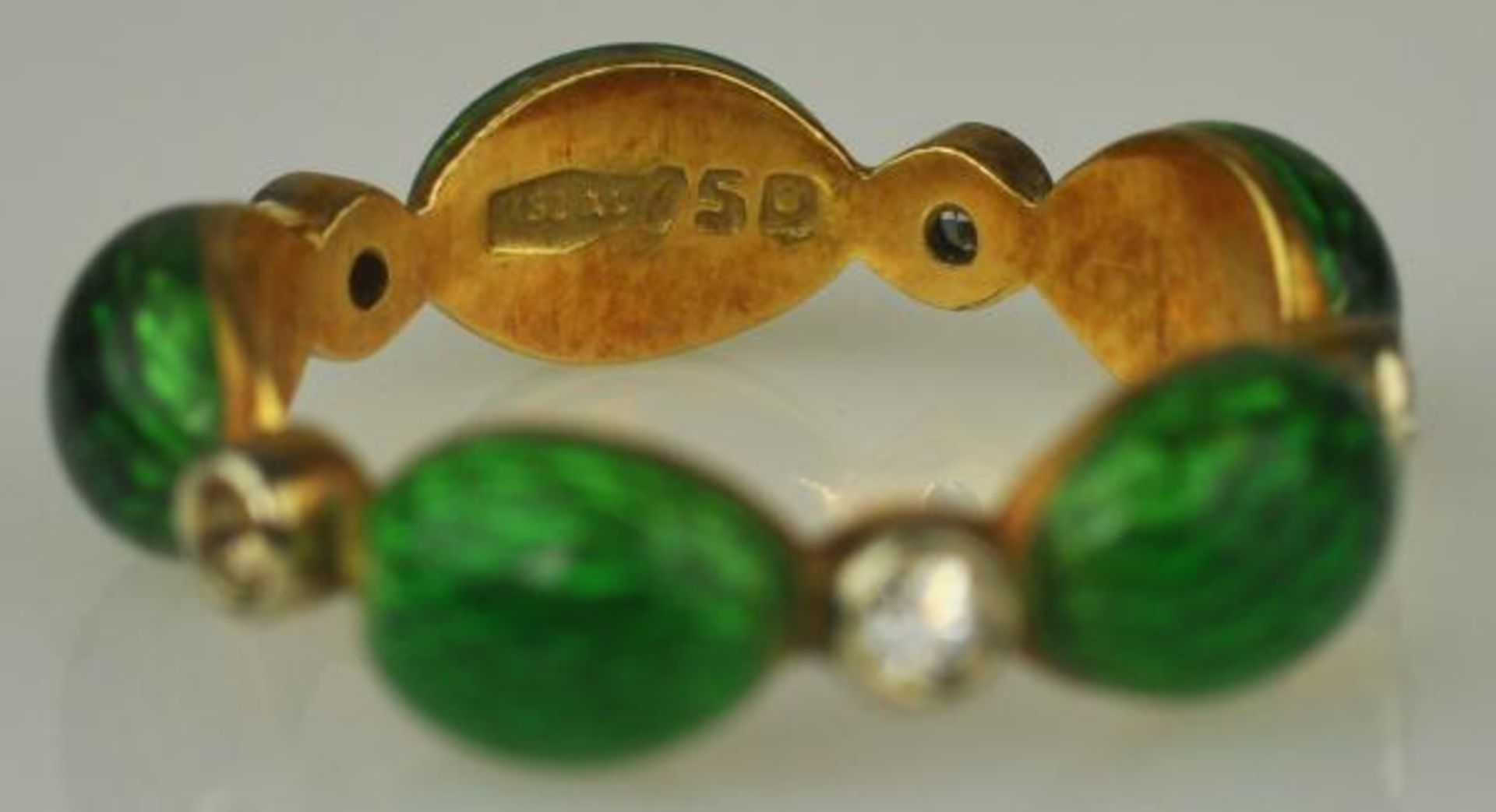 2 RINGE verschieden, Ring teilemailliert als Band, Gelbgold 18ct 3,3g und gerippter Ring grün - Bild 3 aus 4