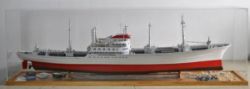 GROSSES MODELLSCHIFF "Cap San Diego", polychrom gestalteter Kunststoff u. Holz, L 158cm u. H 44cm,