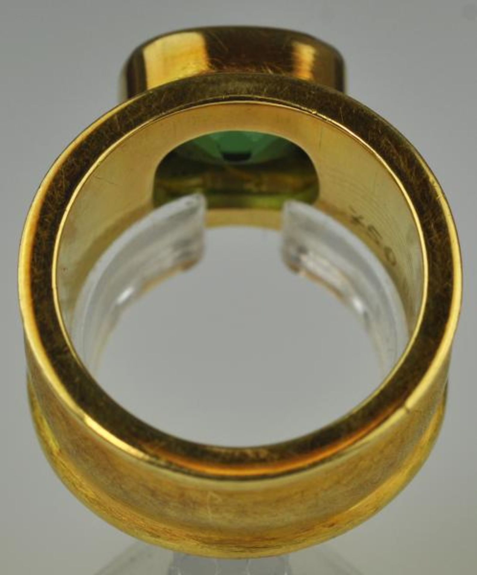 TURMALINRING großer Turmalin 11,5x10mm, mit schöner Farbe in schlichter Fasssung auf breiter, - Bild 4 aus 5