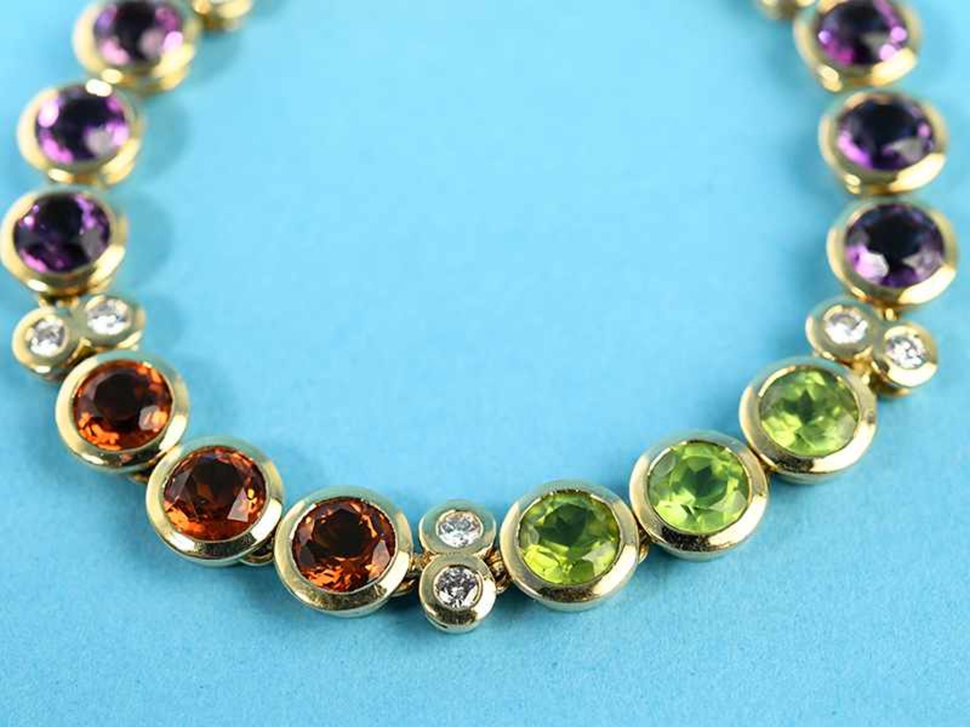 Armband mitTopas, Amethyst, Peridot und Brillanten, zusammen ca. 0,5 ct, Goldschmiedearbeit, 90- - Bild 8 aus 8