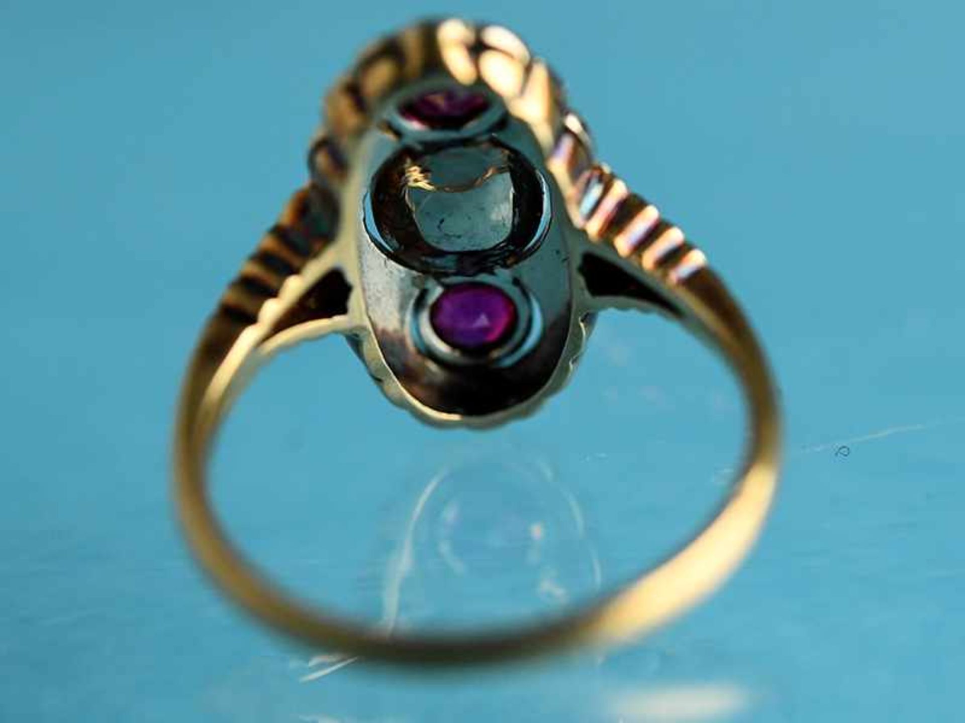 Ring mit Orientperle und zwei Rubinen, Art Deco 585/- Gelbgold und Silber parkettiert. Ovale - Image 4 of 6