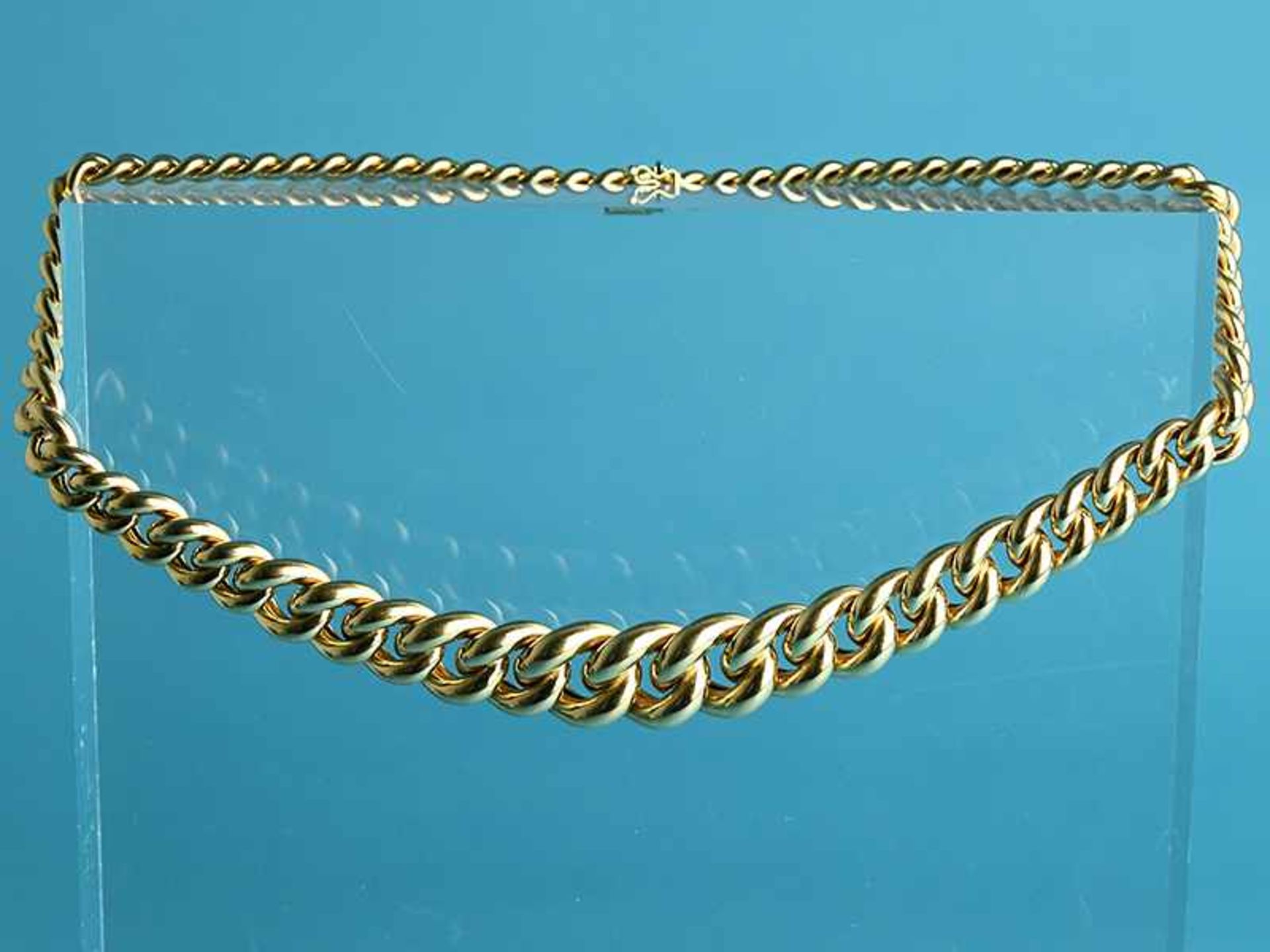 Collier, 90- er Jahre 750/- Gelbgold. Gesamtgewicht ca. 56,8 g (hohl). Rundpanzerkettenglieder mit