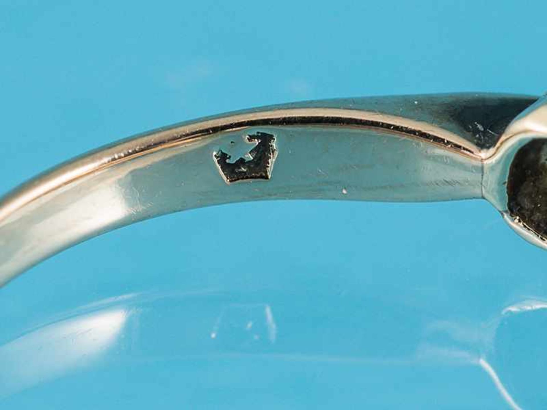 3 verschiedene Ringe mit Diamantenbesatz, um 1900 585/- Gelbgold (mit Säure geprüft). - Image 4 of 5