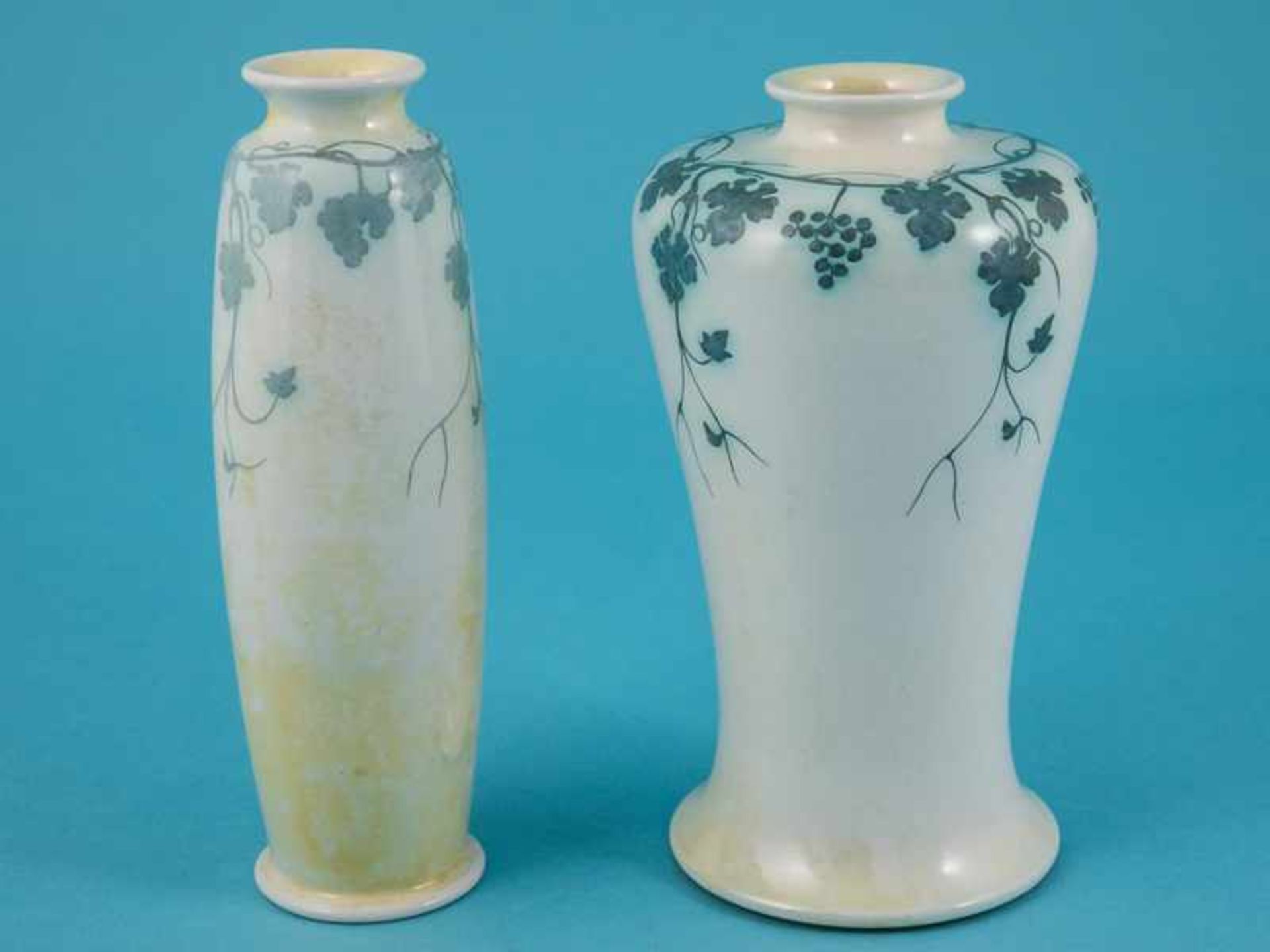 2 Jugendstil-/ Arts and crafts-Vasen, Ruskin Pottery, West Smethwick (England), 1907 und 1910. - Image 2 of 4