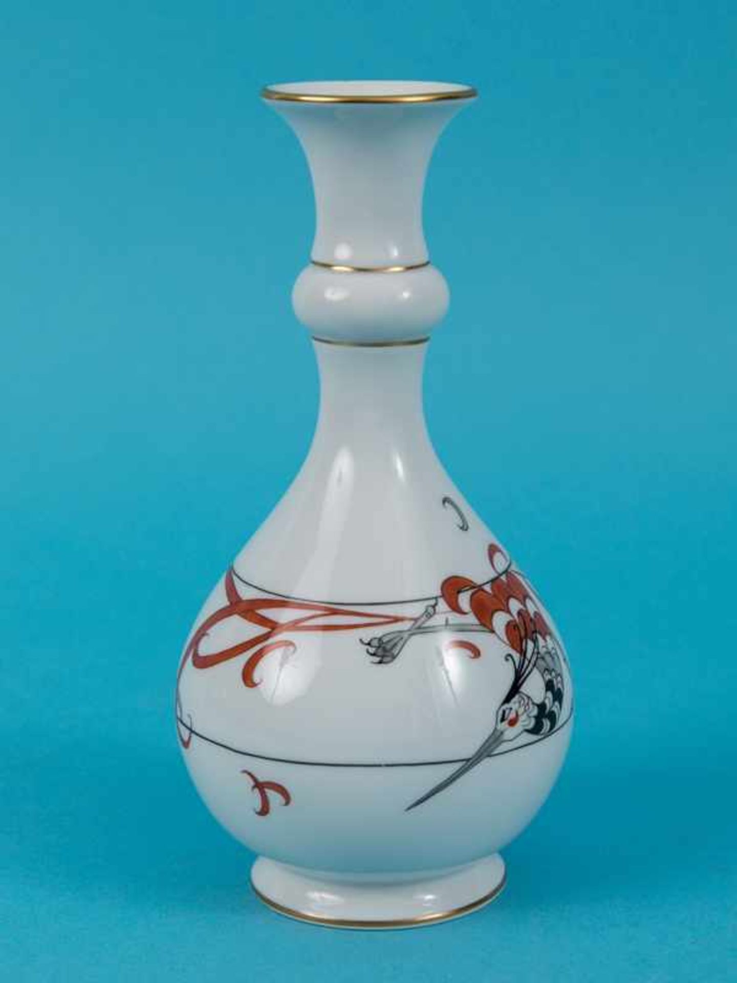 Kleine Balustervase "Feuervogel", Meissen, 2. Hälfte 20. Jh. Weißporzellan mit Dekormalerei " - Bild 7 aus 11