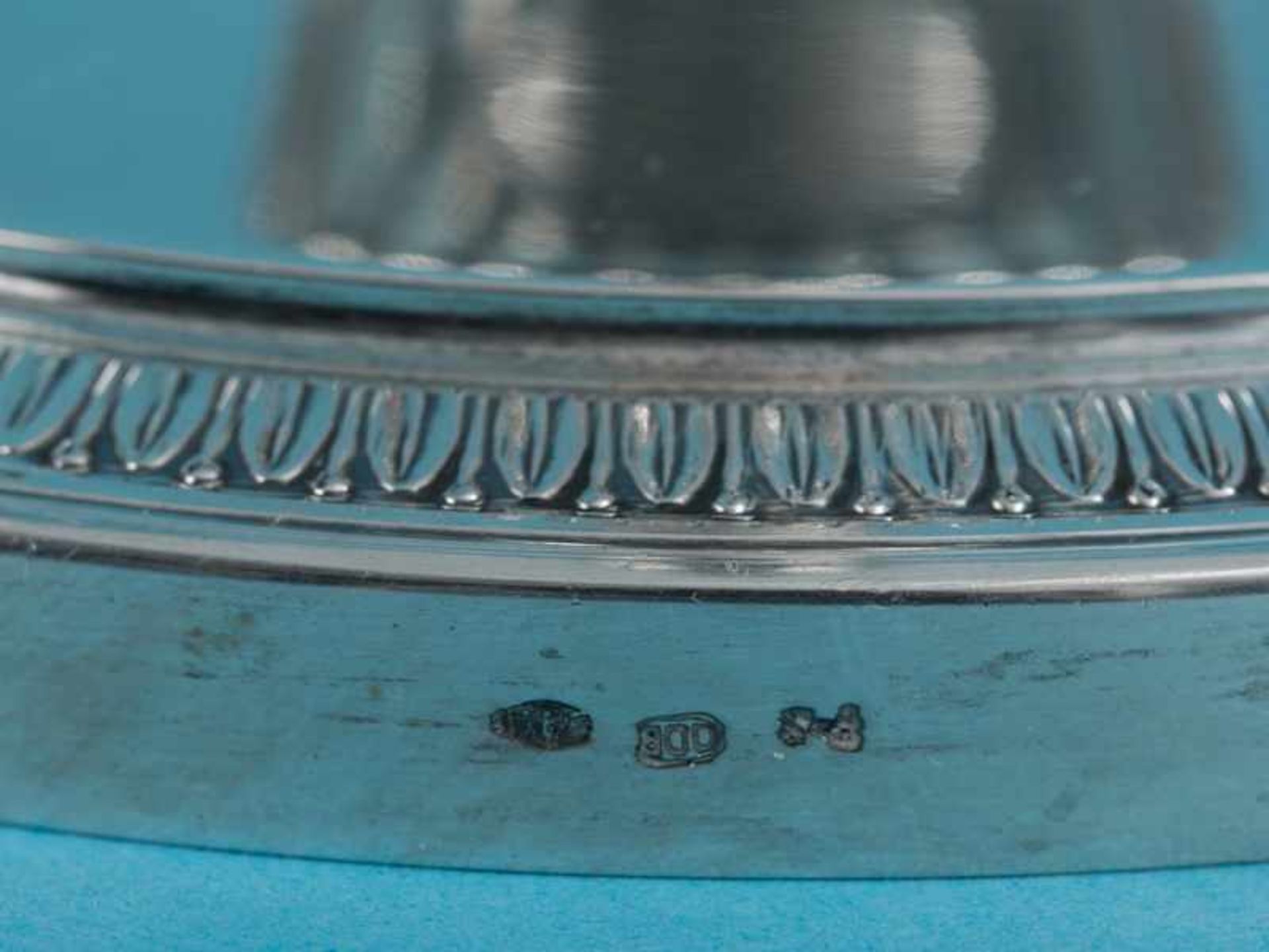 Paar 5-flammige Girandolen im Empirestil, wohl Italien, 20. Jh. 800/-Silber, Gesamtgewicht ca. - Image 7 of 12
