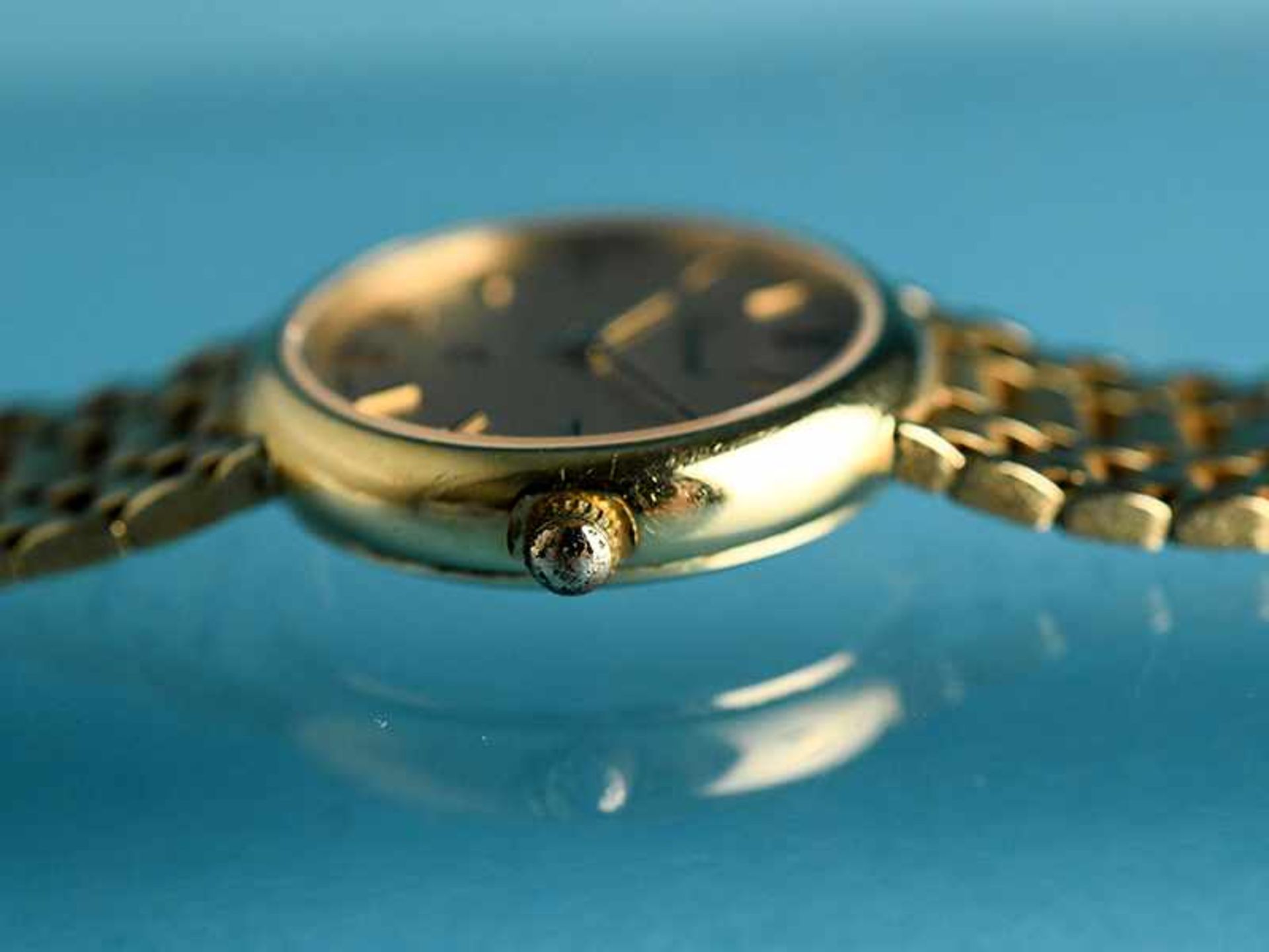 Damenarmbanduhr, bezeichnet Guépard, Swiss Made, 20. Jh. 585/- Gelbgold. Gesamtgewicht mit Werk - Bild 6 aus 7
