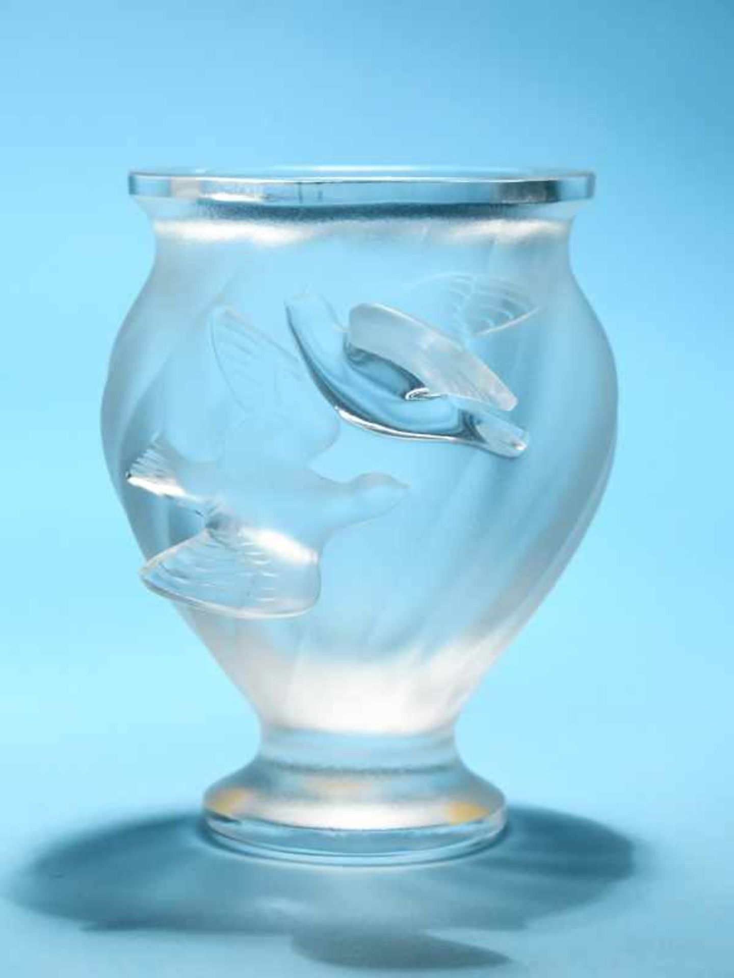 Vase "Rosine", Lalique (Frankreich), 2. Hälfte 20. Jh. Farbloses, teils satiniertes und poliertes