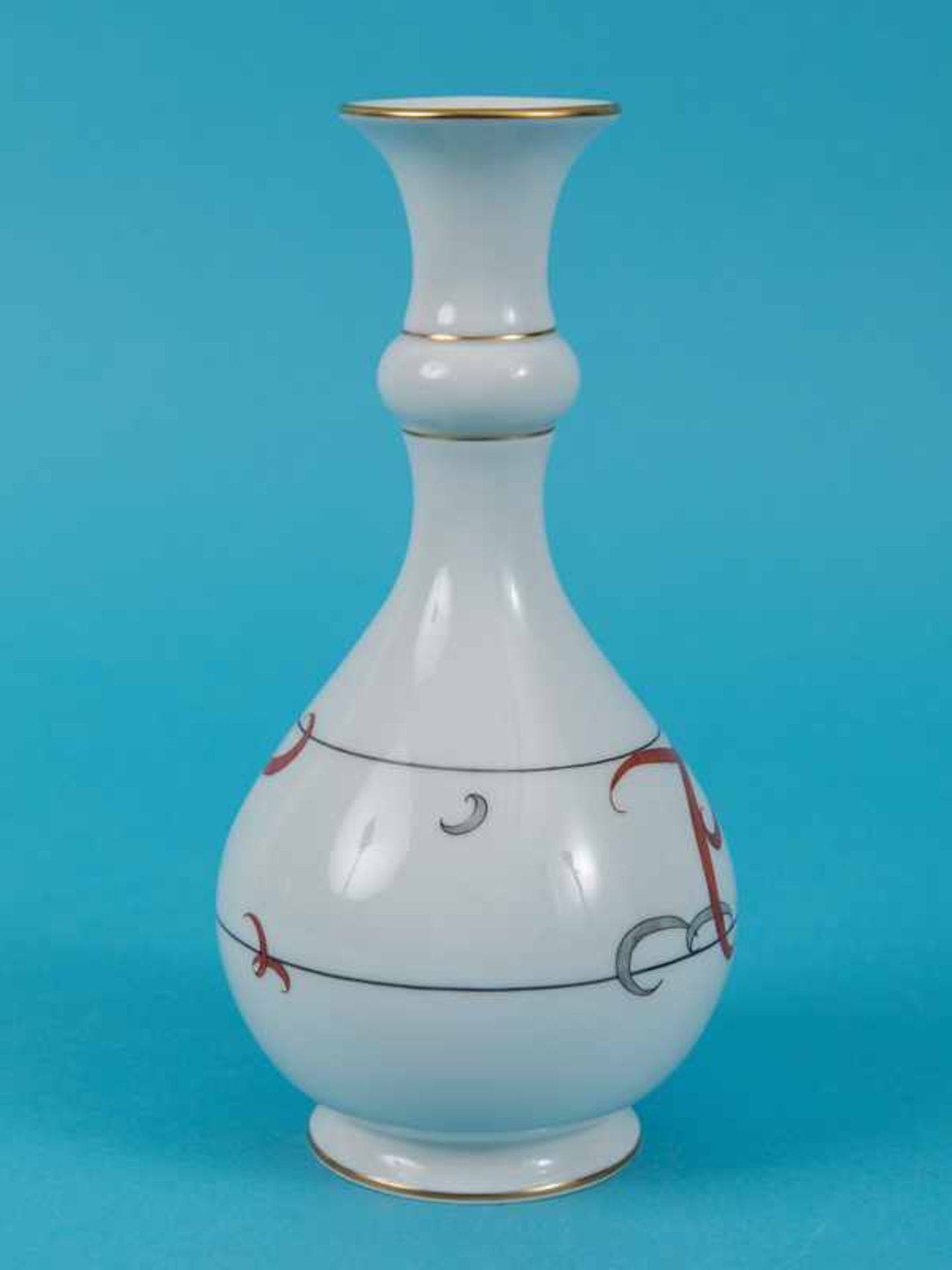 Kleine Balustervase "Feuervogel", Meissen, 2. Hälfte 20. Jh. Weißporzellan mit Dekormalerei " - Bild 11 aus 11