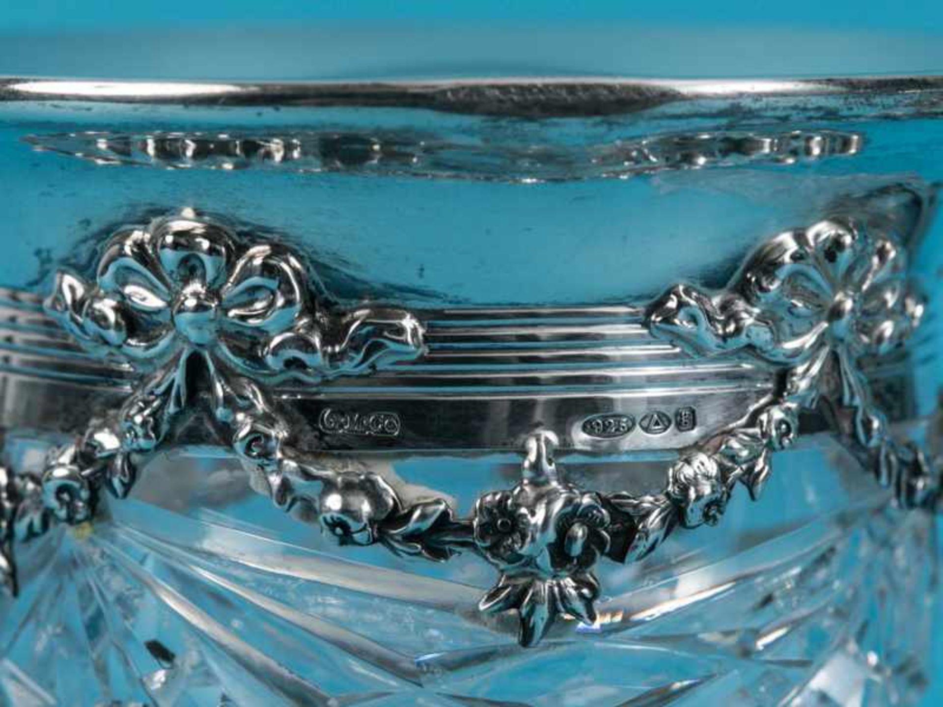 Paar Kristallvasen mit Silbermontierung, Gorham Manufactoring Co., Providence/ USA u. Birmingham/ - Bild 11 aus 14