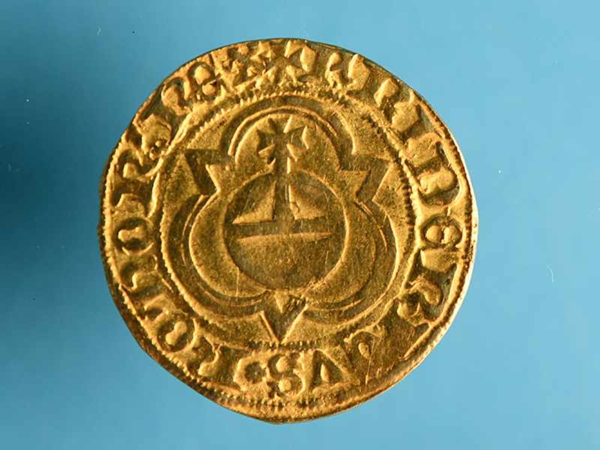 Goldgulden Stadt Lüneburg, ohne Jahr (Prägezeit 1440 - 1452). Gold, ca. 3,26 g; mit Titel Friedrichs - Image 2 of 2