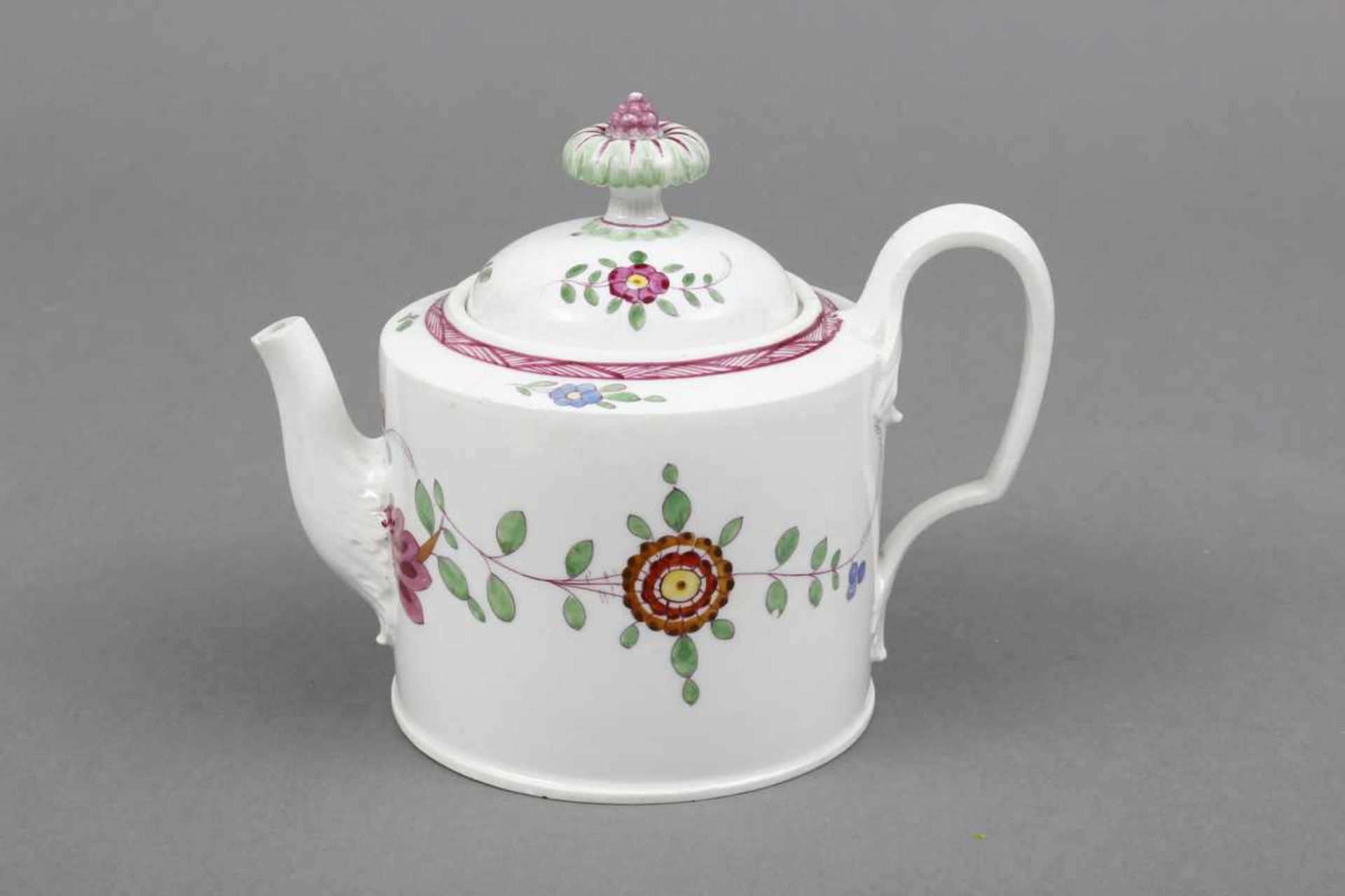 MEISSEN Teekanne Porzellan, um 1780 (Marcolini), Indisches Floraldekor, zylindrische Form, Griff