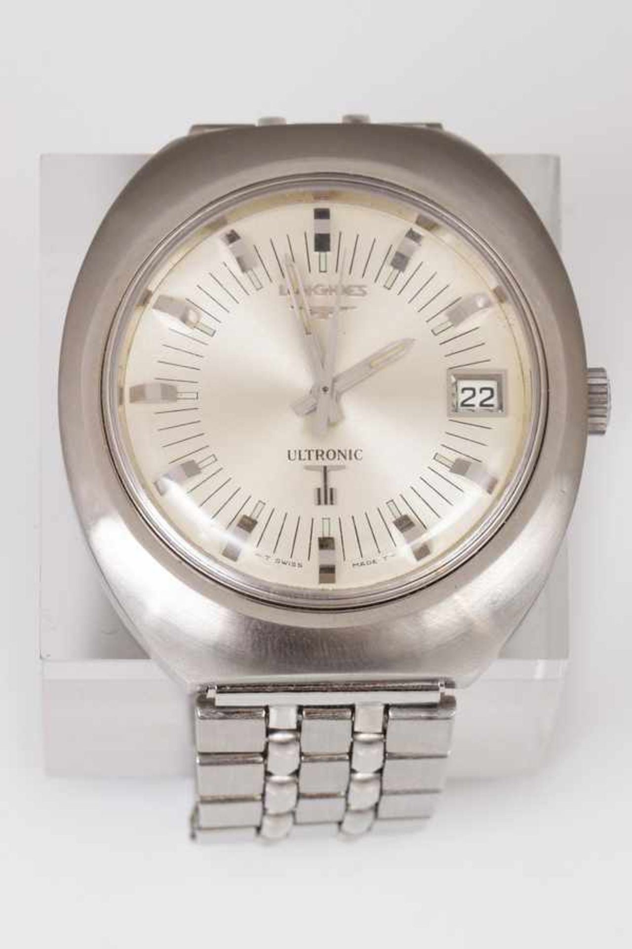 LONGINES Herrenarmbanduhr Modell Ultronic, Stahlgehäuse, Stimmgabel-Uhrwerk (12 jewels),