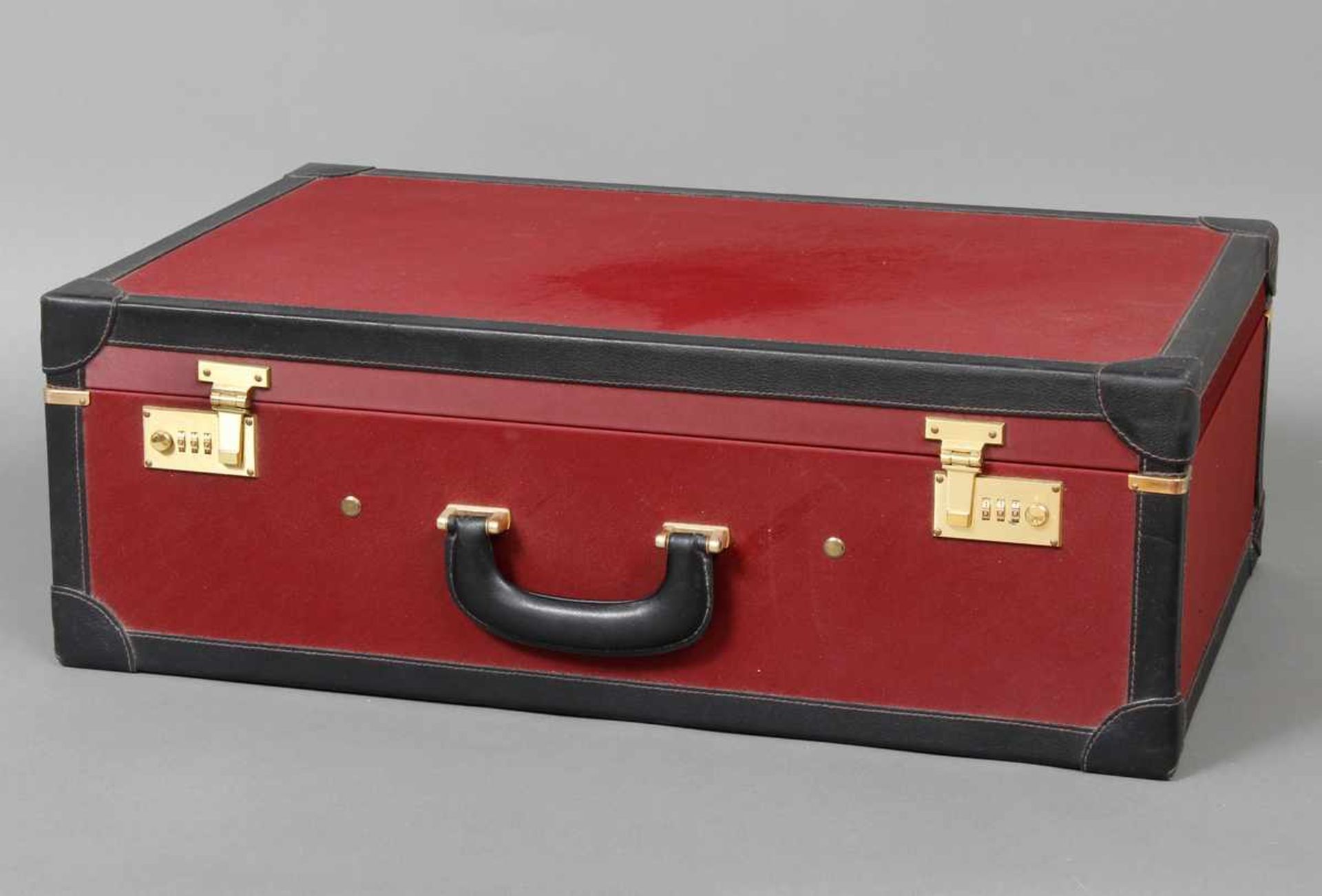 Reisekoffer, H.C. Wagner, Hamburg roter Seidenbeschlag, schwarze Leder-Umrandung, vergoldete - Bild 2 aus 3