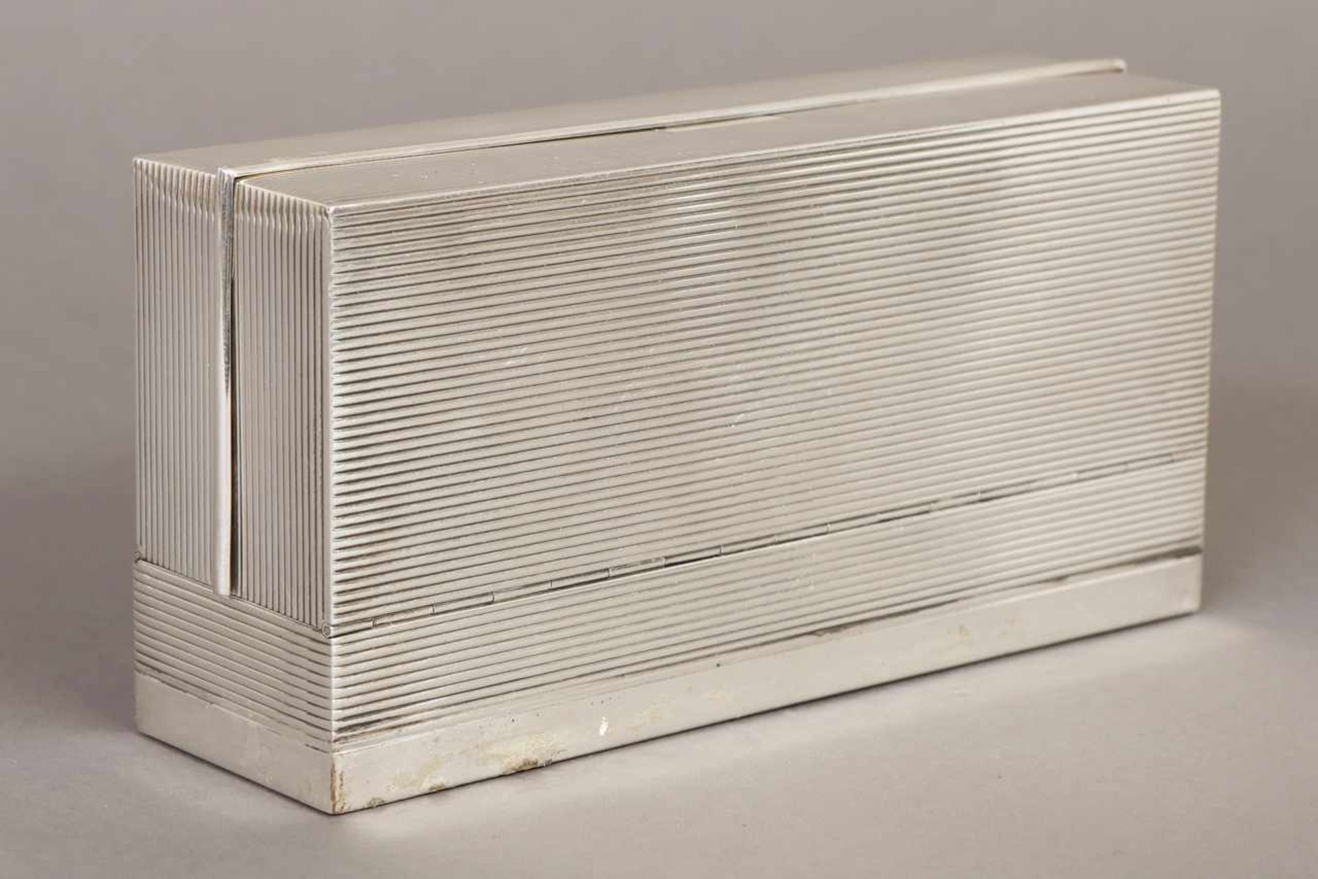 Silber-Schatulle Sterling Silber (gestempelt), um 1960, rechteckiger Korpus mit Rillendekor,
