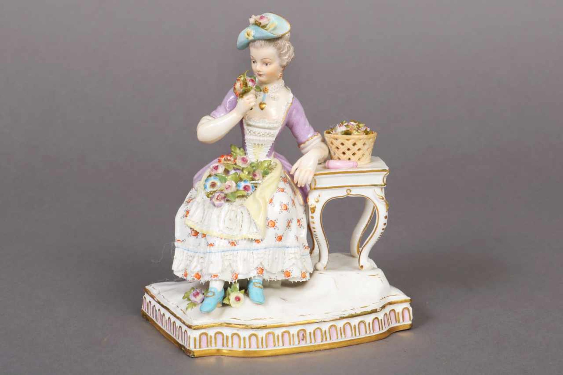 MEISSEN Porzellanfigur ¨Der Geruch¨ 2. Hälfte 19. Jhdt., Entwurf Johann Karl Schönheit, Model-Nr.