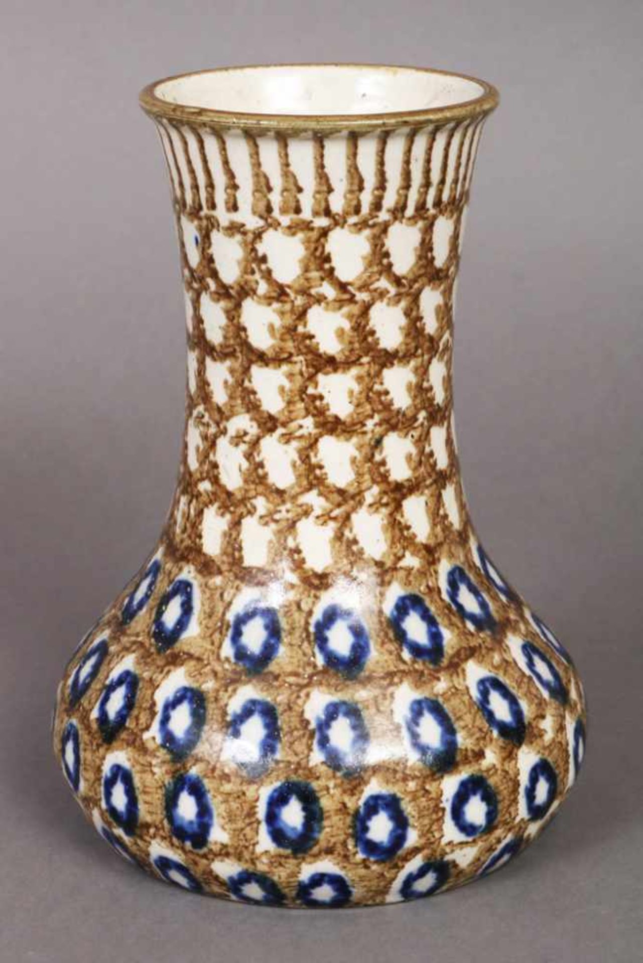 BUNZLAU Keramikvase um 1900, keulenförmiger Korpus mit manufakturtypischen braun-blauem