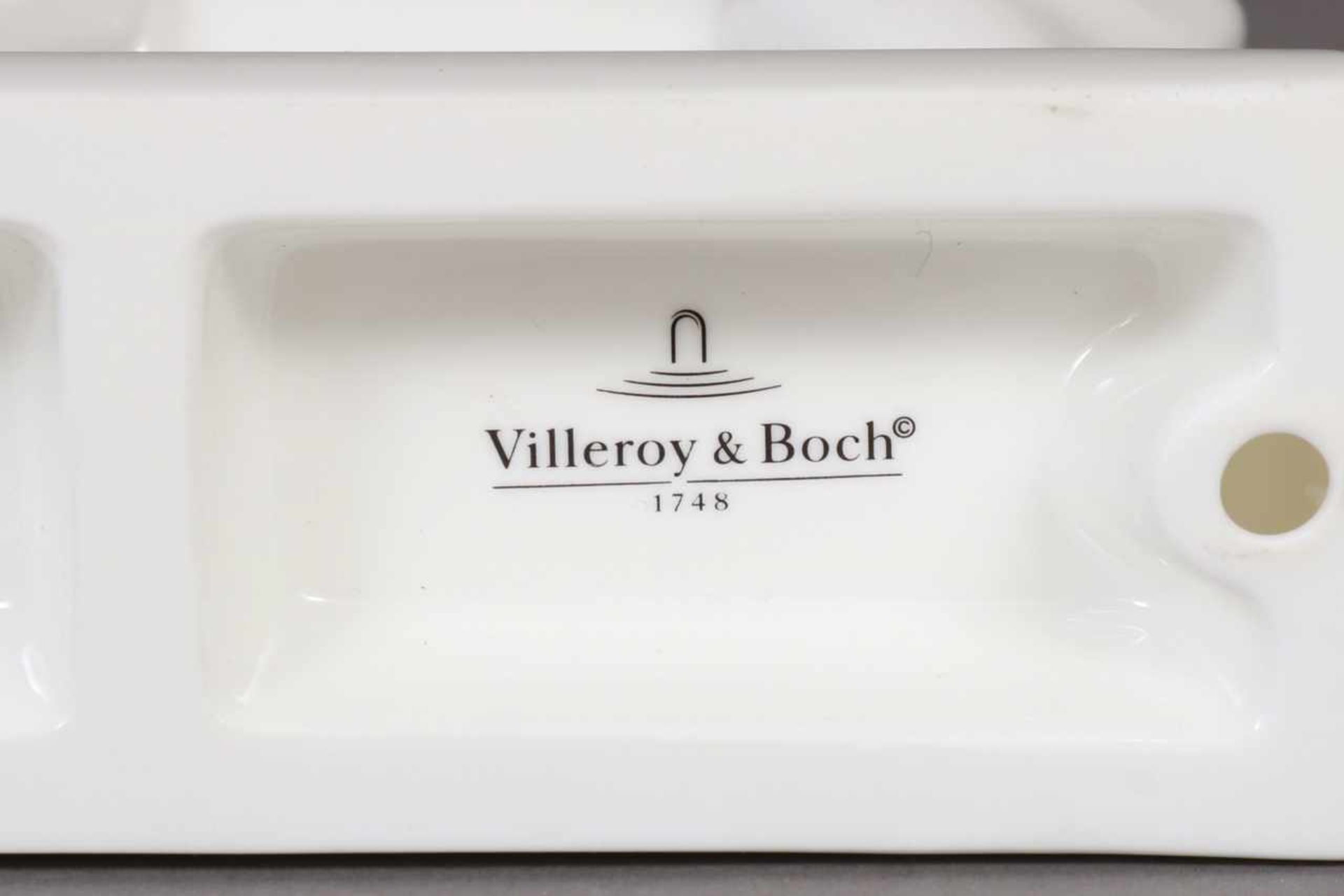 VILLEROY & BOCH Porzellanfigur ¨Reh¨ Ausführung um 2000, Weißporzellan, Manufakturmarke, H 27cm - Bild 3 aus 3