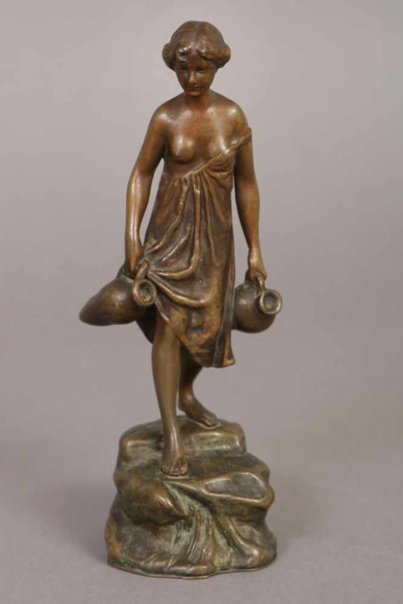 ANDOR RUFF (1885-1951) Bronzefigur ¨Wasserträgerin¨ auf Sockel signiert ¨Ruff¨, H 16,5cm