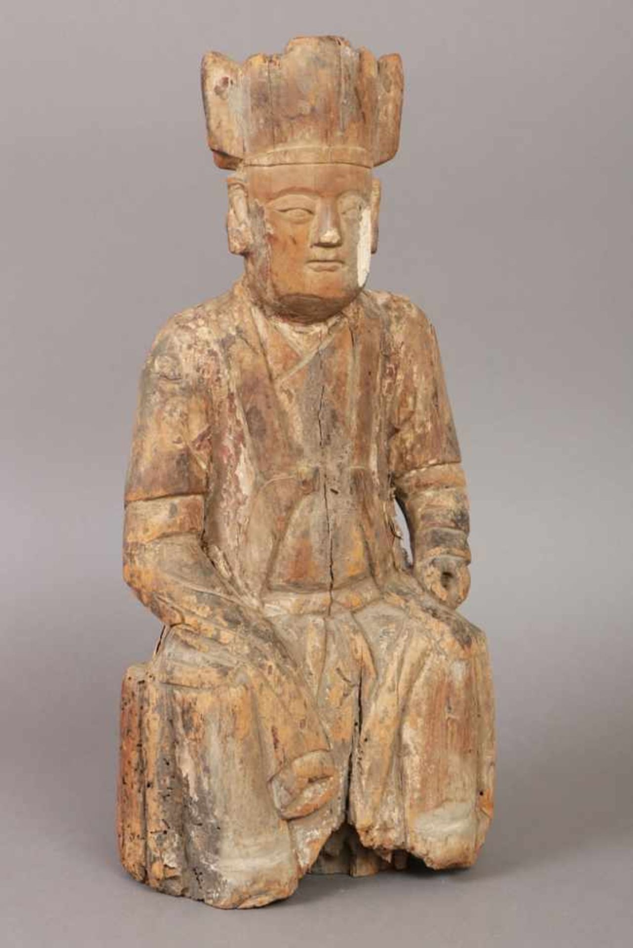 Asiatische Holzfigur ¨Sitzender Gelehrter¨ wohl China, Qianlong (1735-1796), H 45,5cm, stärkere