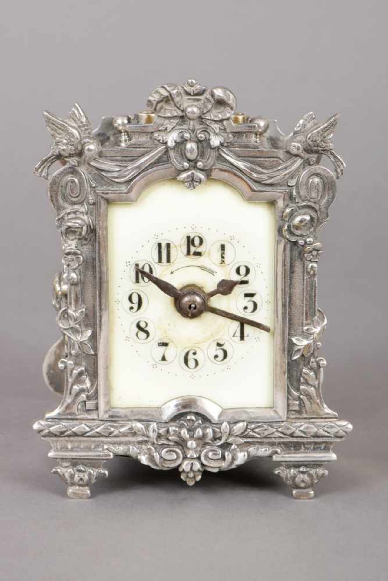 Napoleon III. Reiseuhr mit Weckfunktion Frankreich, 2. Hälfte 19. Jhdt., versilbertes