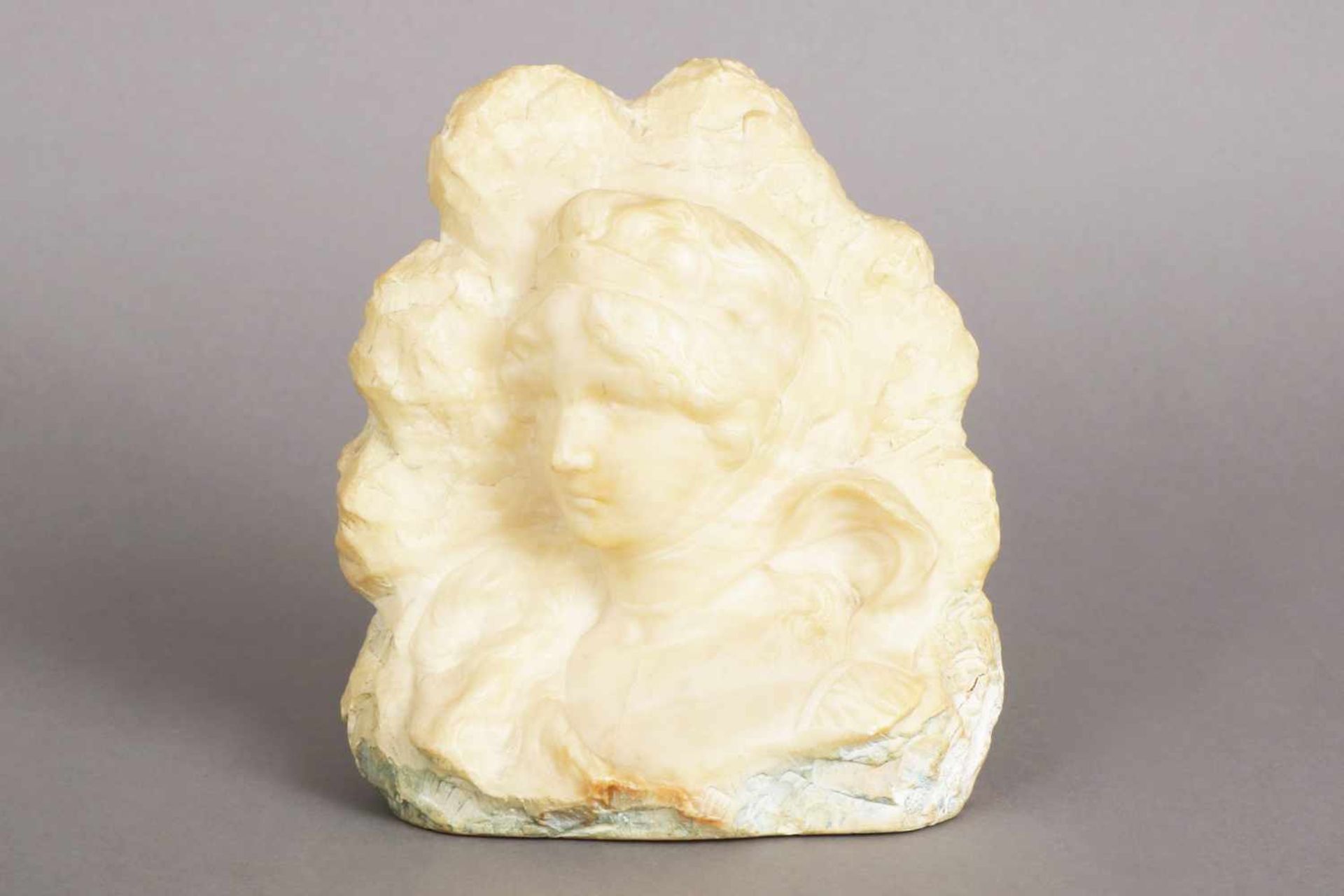 Jugendstil Alabaster-Skulptur ¨Reliefbild von Königin Luise von Preußen¨ verso signiert ¨P.