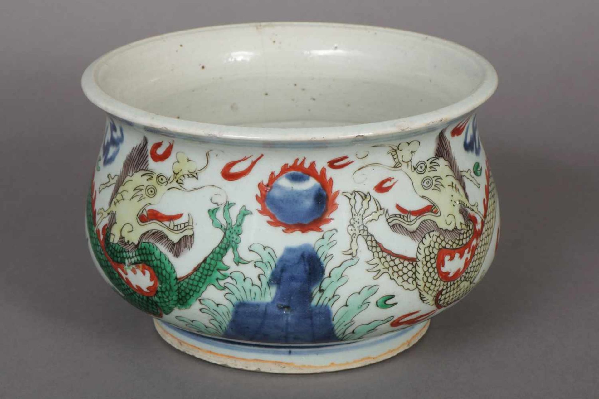 Chinesisches Porzellangefäß wohl Kangxi (1661-1722), Qing-Dynastie, bauchiges Gefäß, Wandung