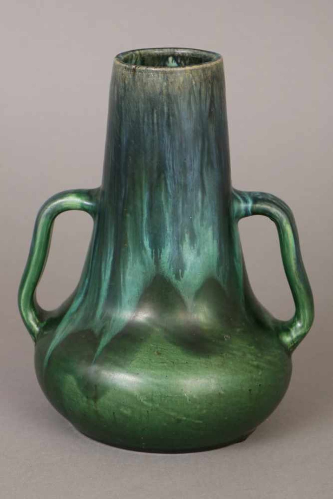 MUTZ WITWE ALTONA Jugendstil-Vase1920er Jahre, Modell-Nr. 1524, heller Scherben, bauchiger Korpus