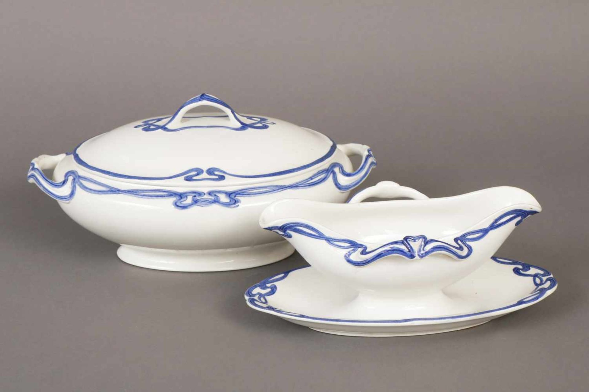 2 Teile VILLEROY & BOCH Keramikum 1900, Dekor Blaue Olga (Jugendstil-Rankendekor), bestehend aus 1