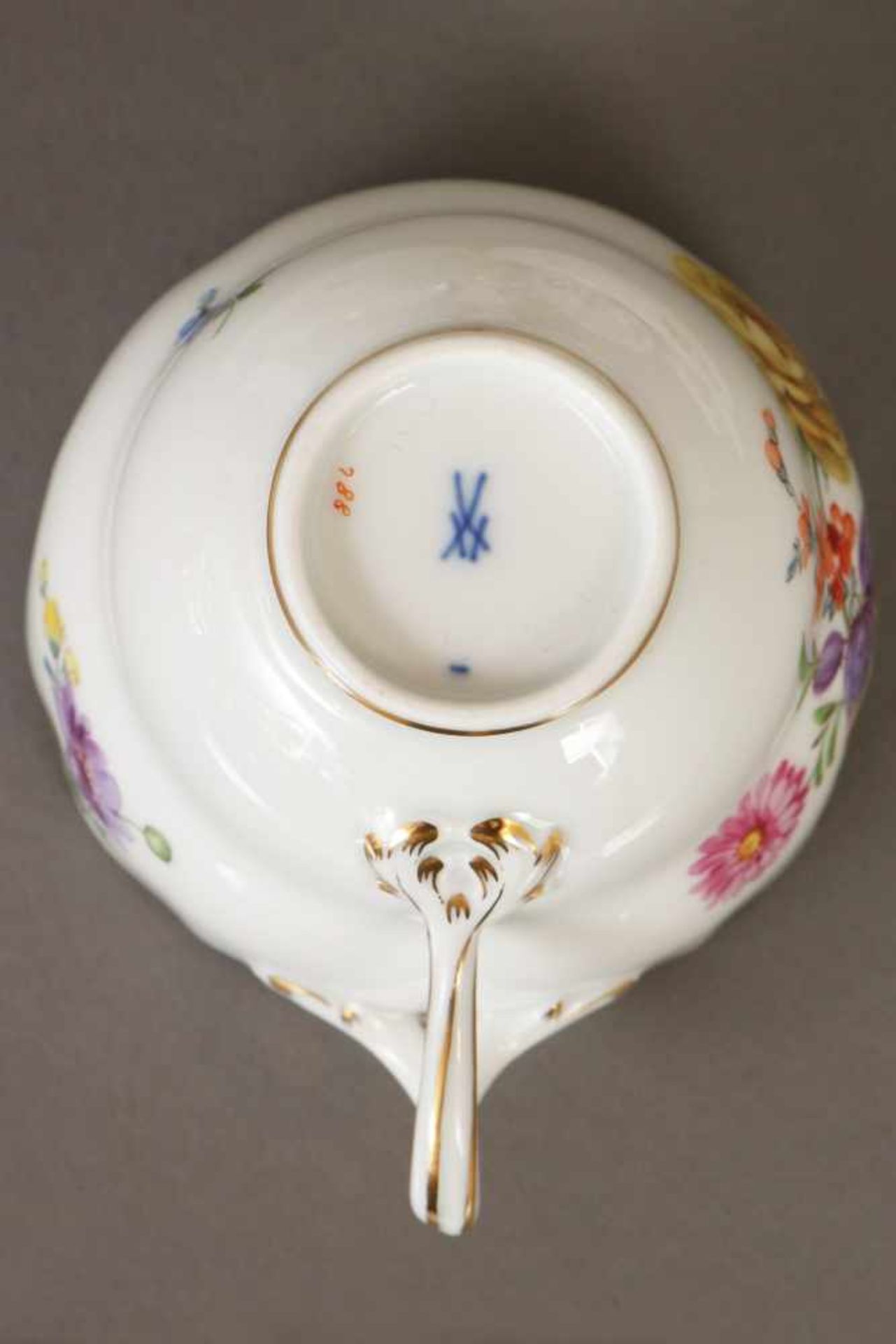 MEISSEN Kaffeeservice2. Hälfte 20. Jhdt., Form ¨Neuer Ausschnitt¨, polychrome Blumenbouquet-Malerei, - Bild 2 aus 2