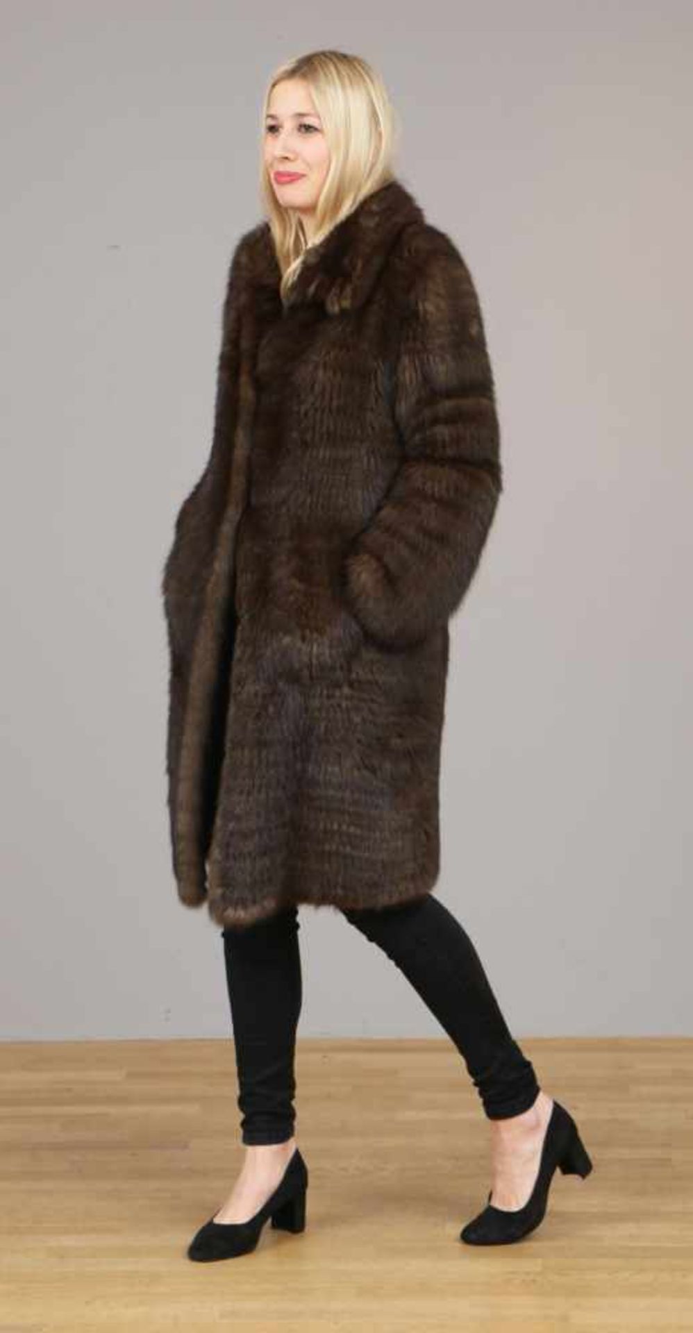 FENDI Zobel-KurzmantelSable Knit Cocoon Fur Coat (John Chopko), nur 800g schwer, Gr. 38/40, sehr - Bild 2 aus 4