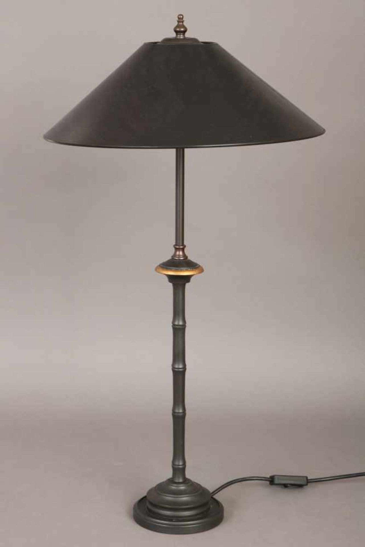 TischlampeFuß in ¨Faux-Bamboo¨-Form (geschwärzte Masse, teilweise gold staffiert), schlanker,