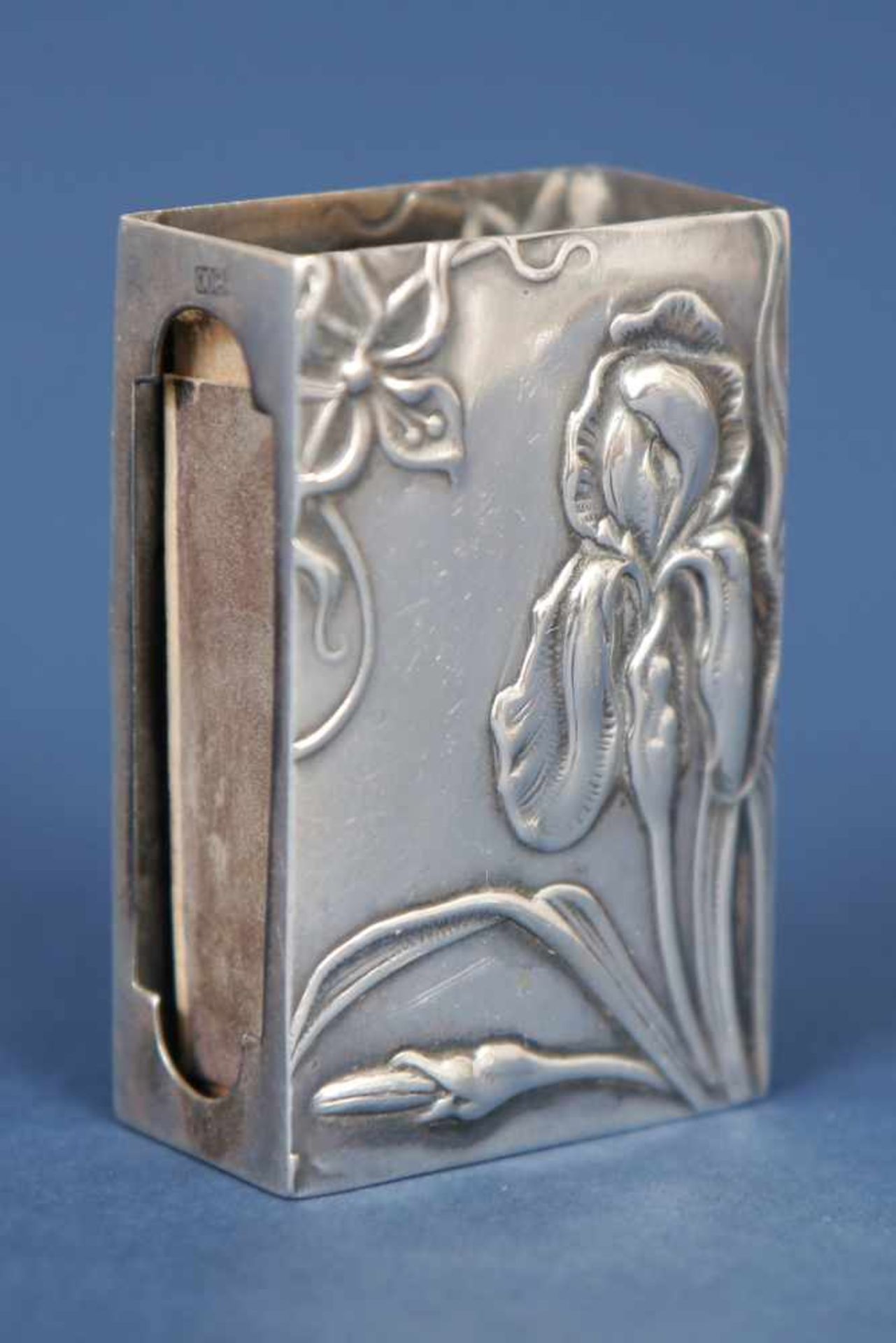 Jugendstil Streichholz-Döschen800er Silber, eckige Form mit reliefplastischem Jugendstil-