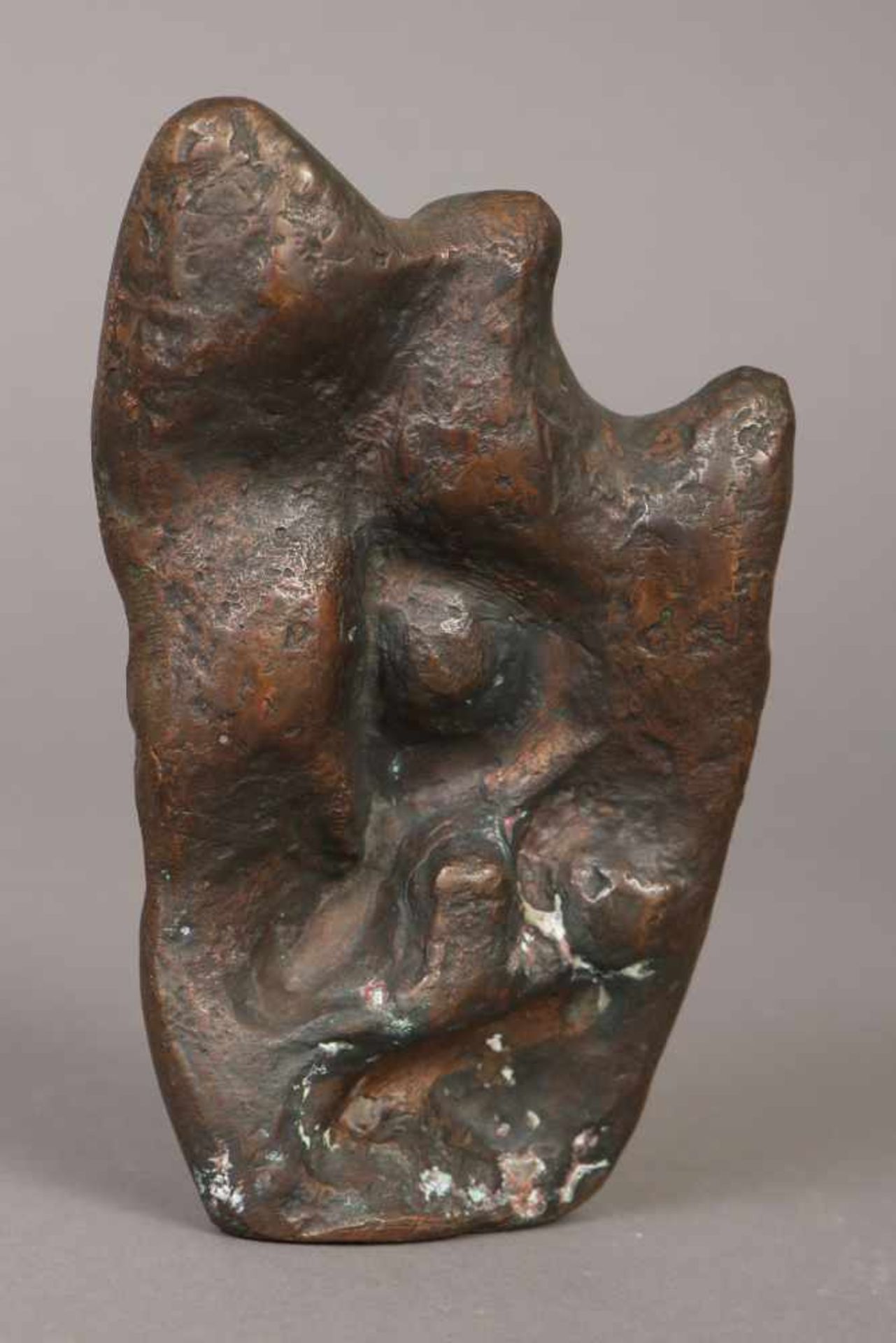 LASZLO SZABO (1917 - 1998) Bronzefigur ¨Abstrakte Figurenkomposition¨dunkel patiniert, signiert ¨