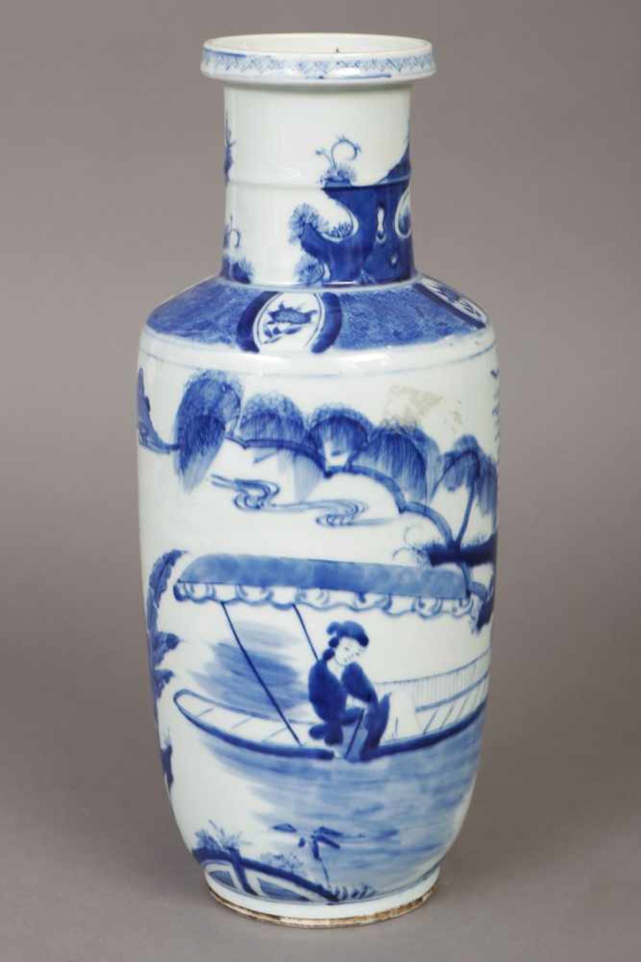Chinesische Porzellanvase im Stile Mingwohl Qing Dynastie (1644-1912), zylindrischer Korpus mit - Image 2 of 2