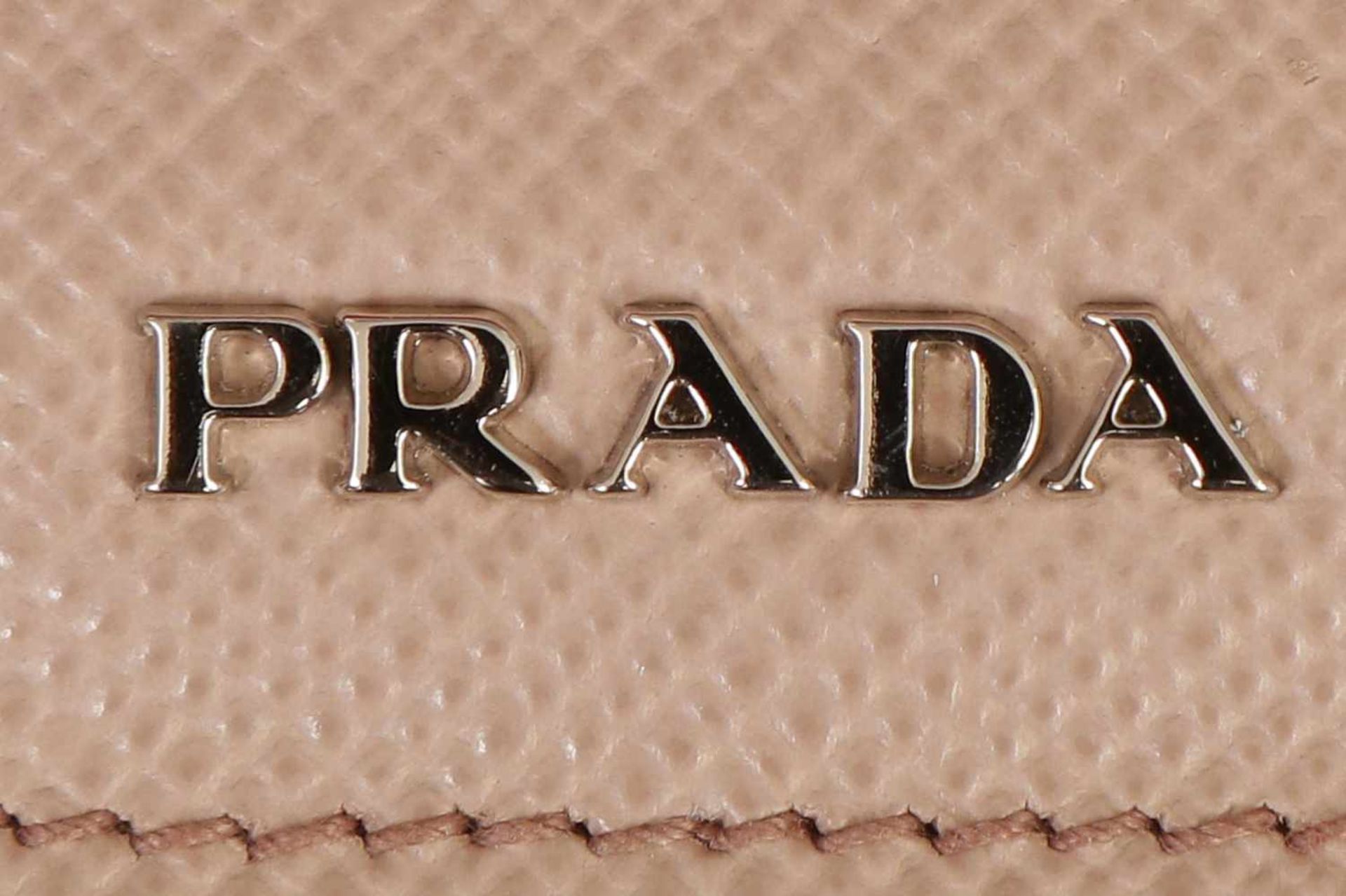 PRADA Handtaschealtrosa und rotes (innen) Leder, 2 kurze Tragehenkel, 1 langer Trageriemen, B - Image 2 of 2