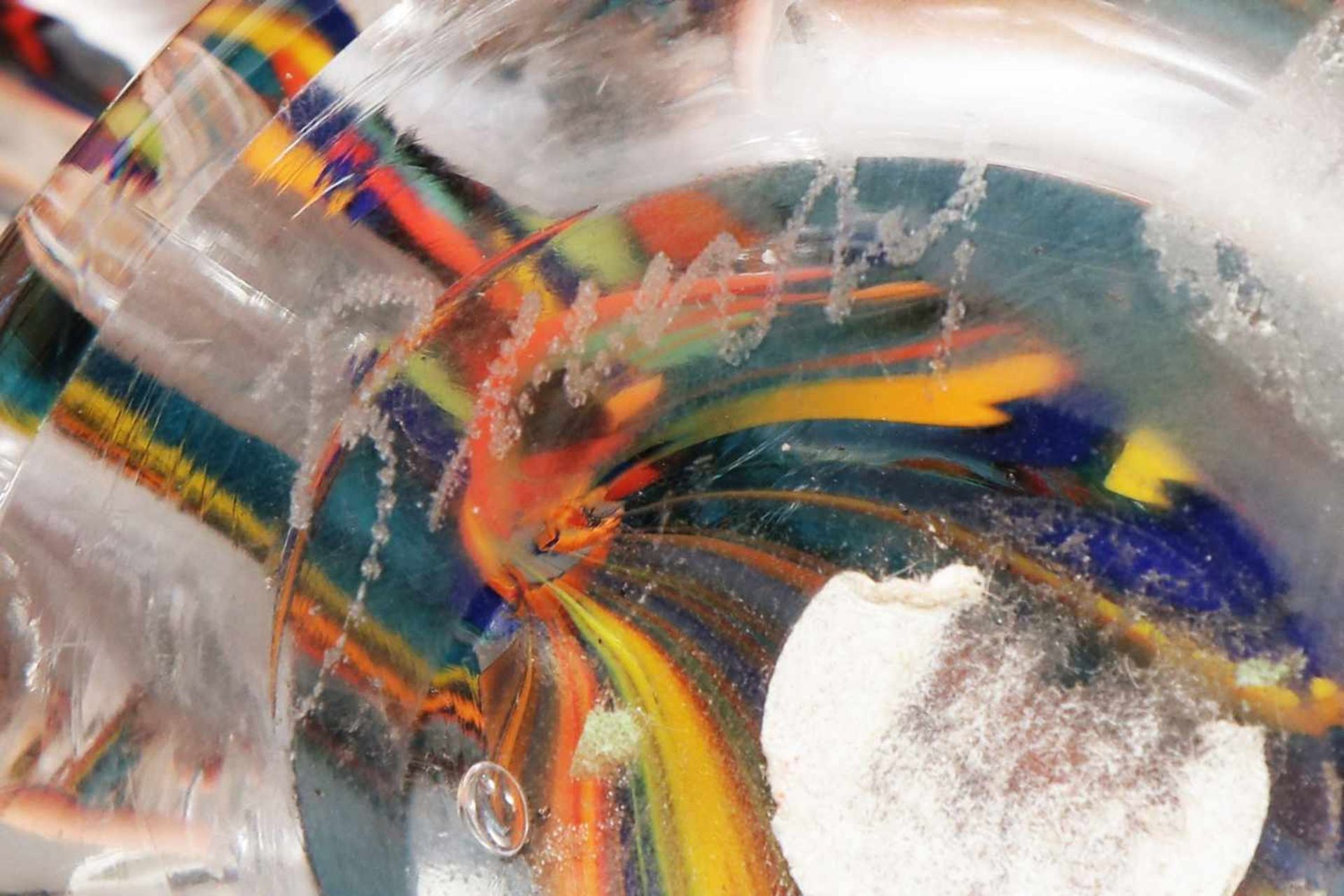 Glasflakonfarbloses Glas mit polychromen Einschmelzungen (Fäden und Goldstaub), blaue Sommerso- - Bild 2 aus 2