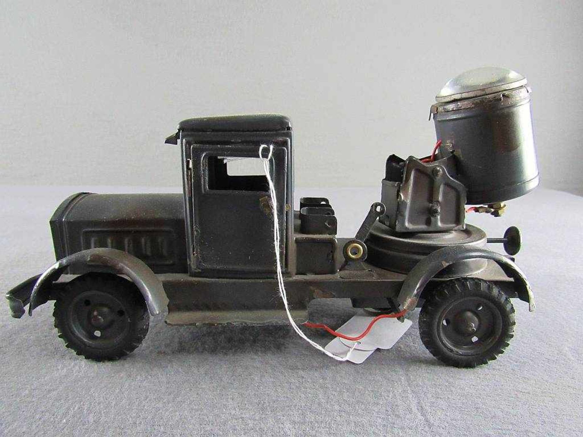Blechspielzeug um 1930 Flakscheinwerferwagen passend für Elastolien Figuren Länge 24,5cm - Image 3 of 6