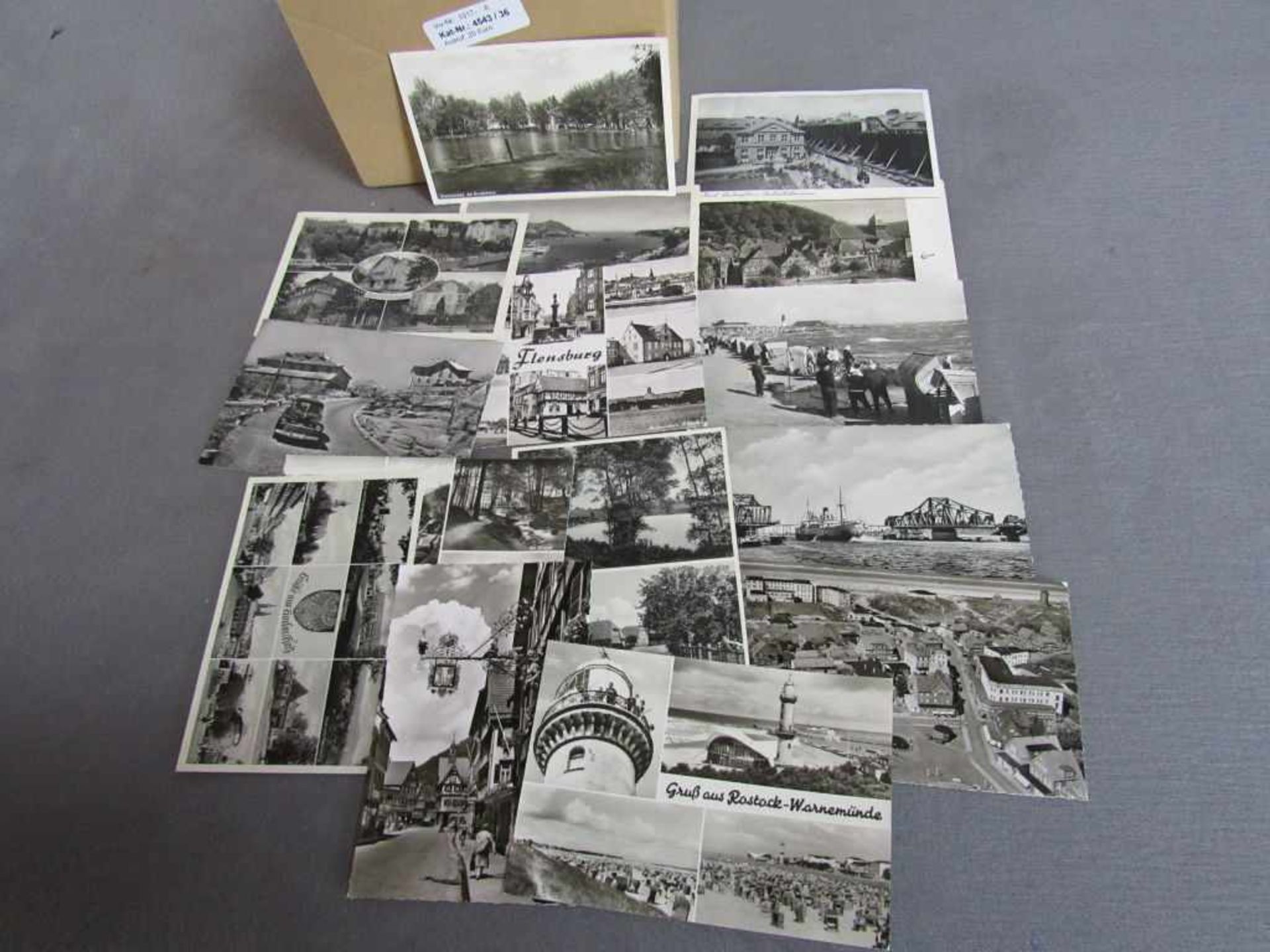 Briefmarken Schachtel mit ca 100 Postkarten 50er und 60er Jahre
