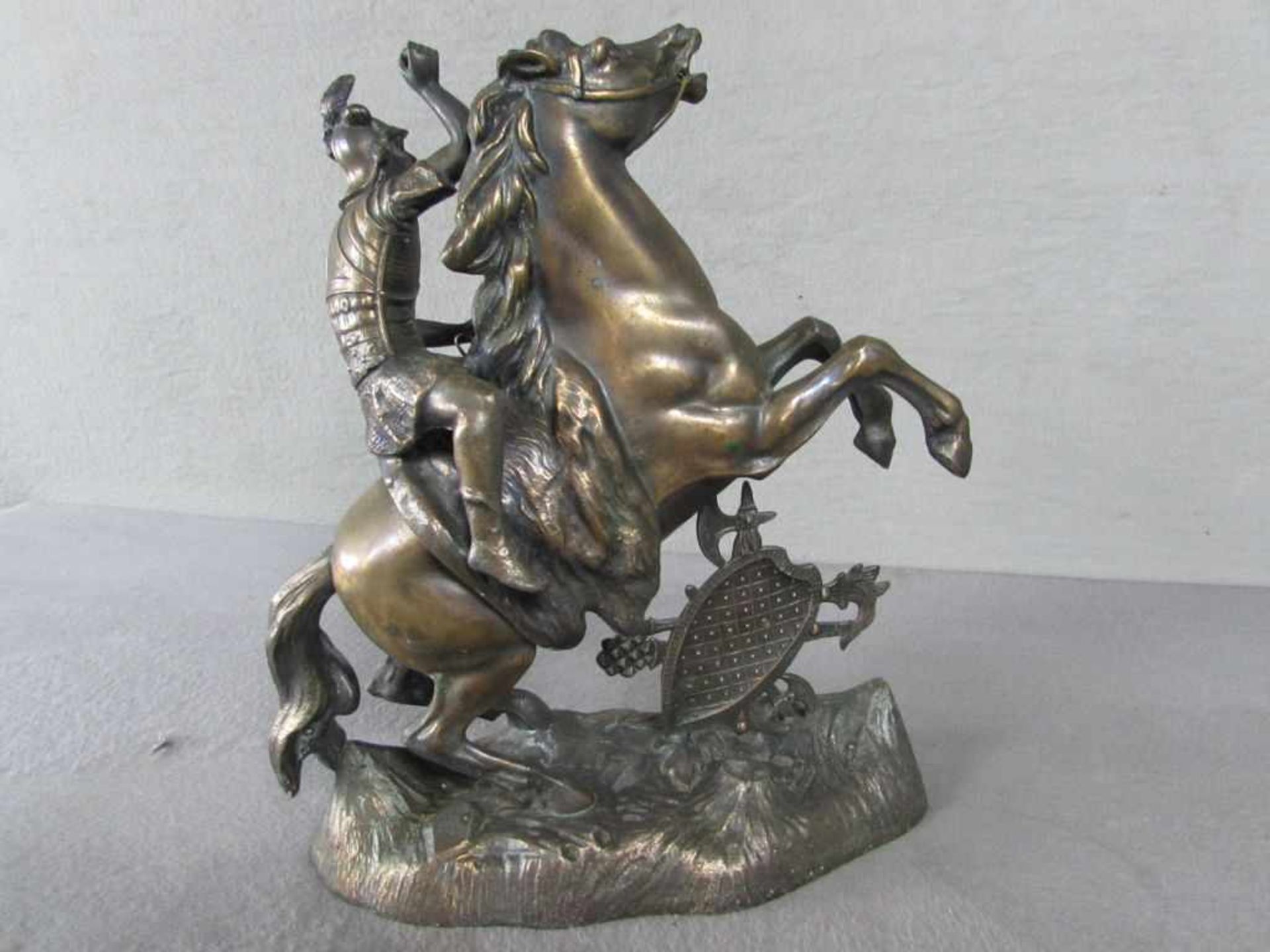 Skulptur Metall Kämpfer auf aufsteigendem Pferd 28cm hoch - Image 3 of 3