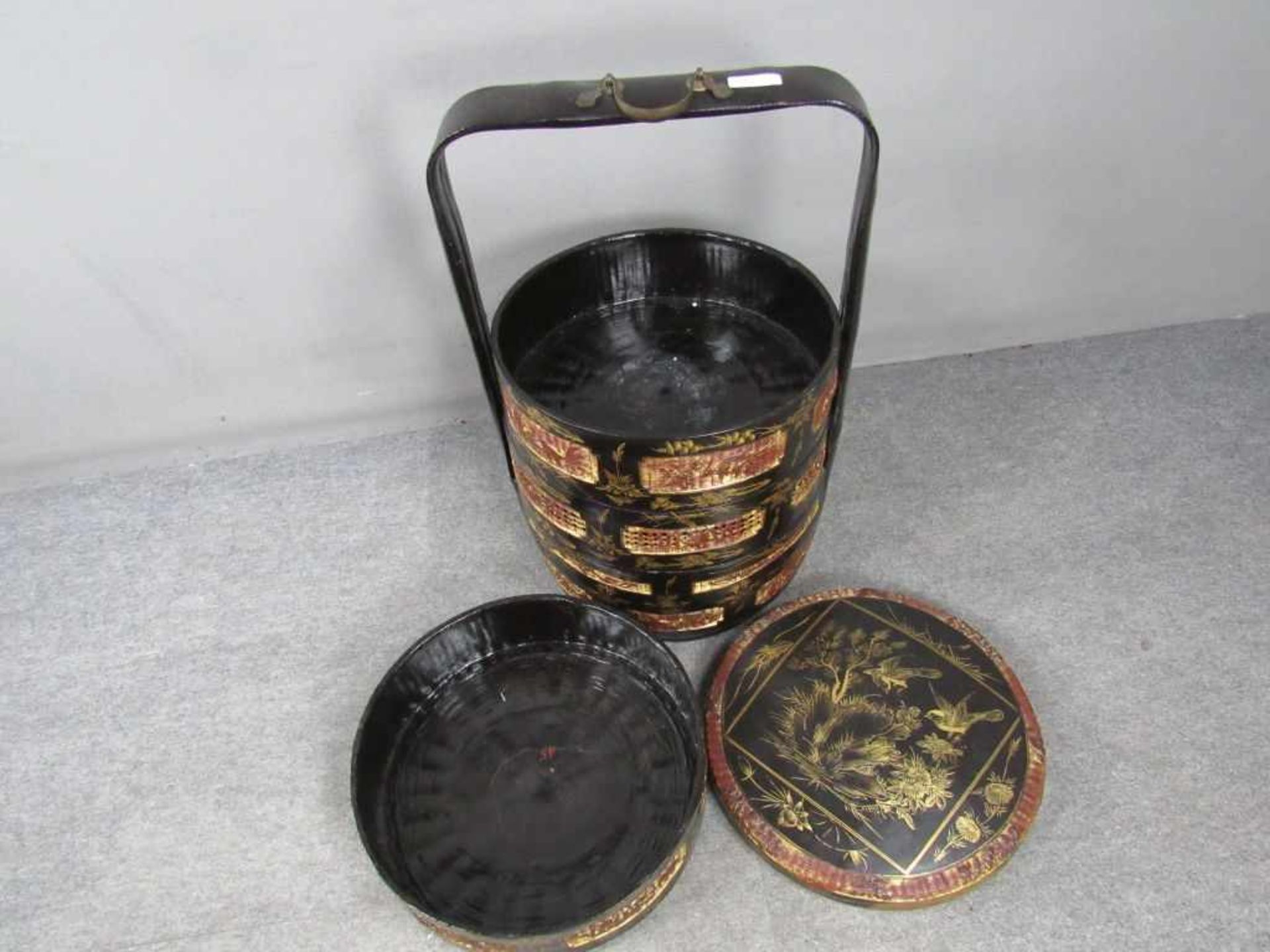 Wunderschöner asiatischer Reisbehälter, 3 lose Schalen mit Deckel, Handhabe in Messingguss, - Bild 3 aus 3