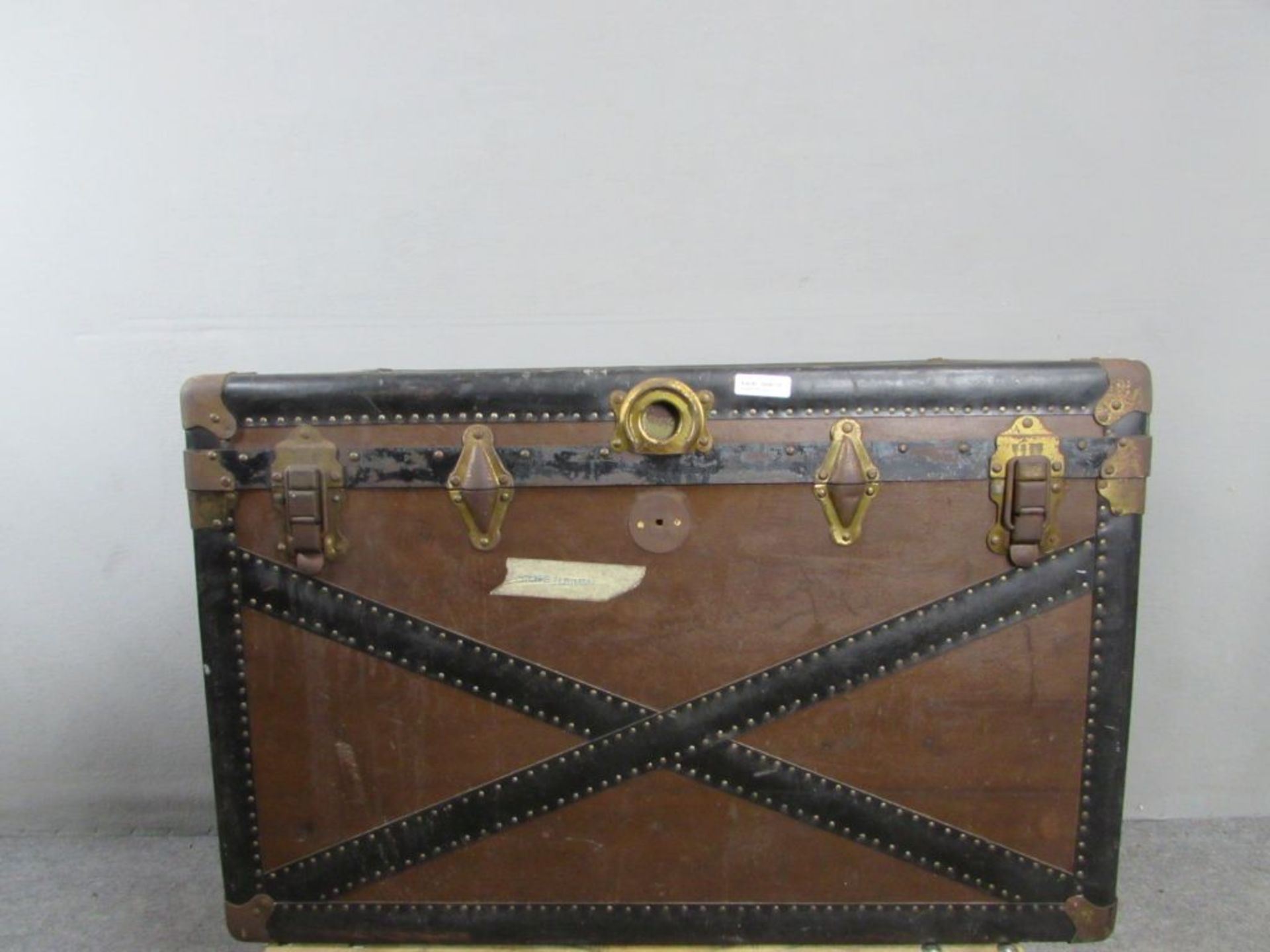 Antiker Reisekoffer/ Reisetruhe, Holz, gespanntes Leinen, um 1880, 90x56x60cm