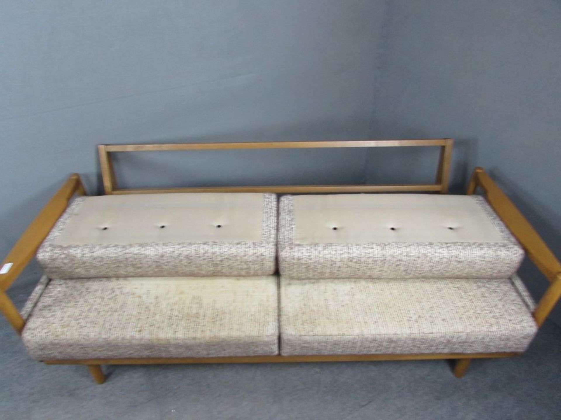 Dänisch Design, Sofa, 60er Jahre, ausklappbar, zum Schlafsofa - Bild 3 aus 3